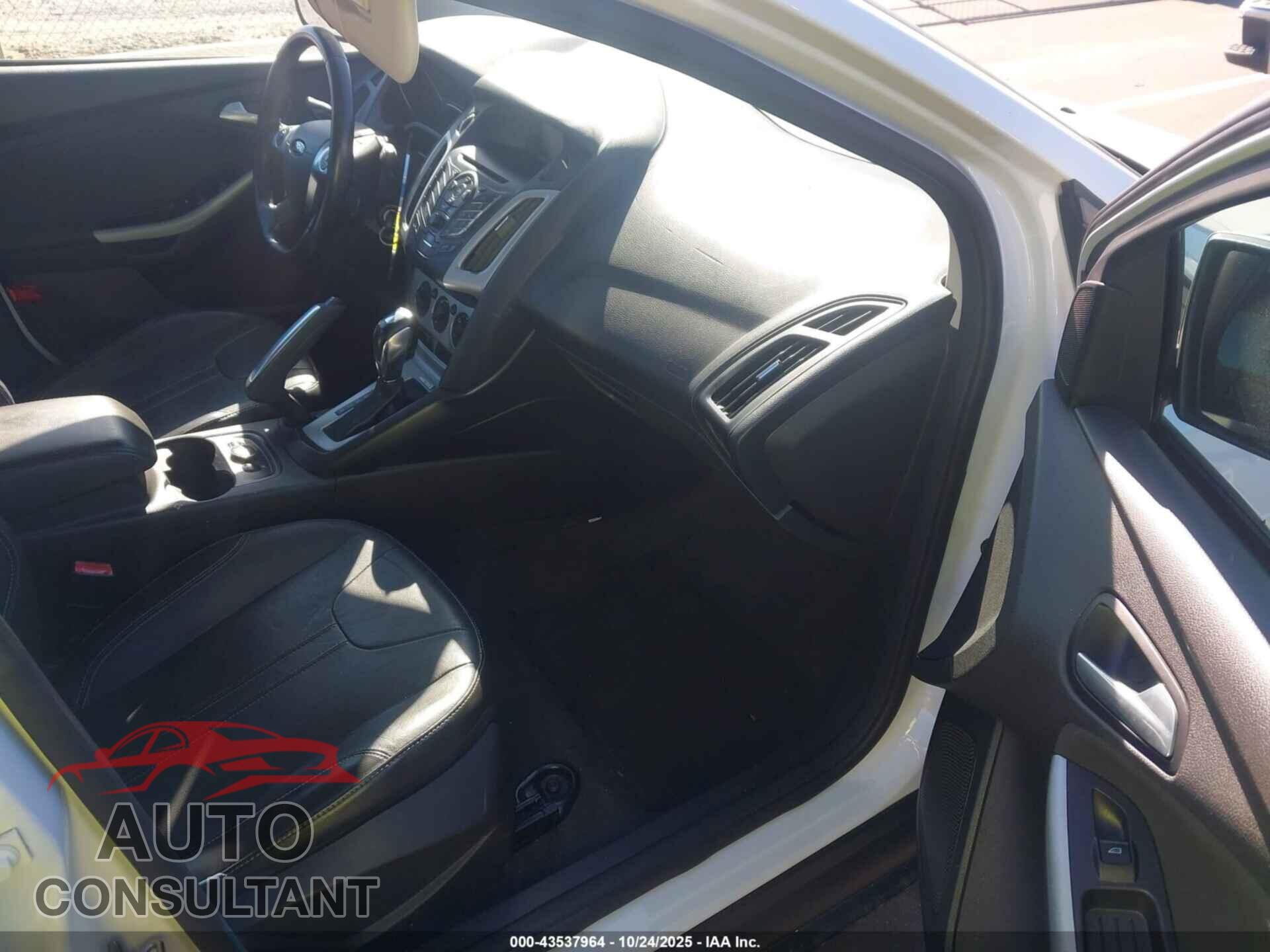 FORD FOCUS 2013 - 1FADP3F27DL240843