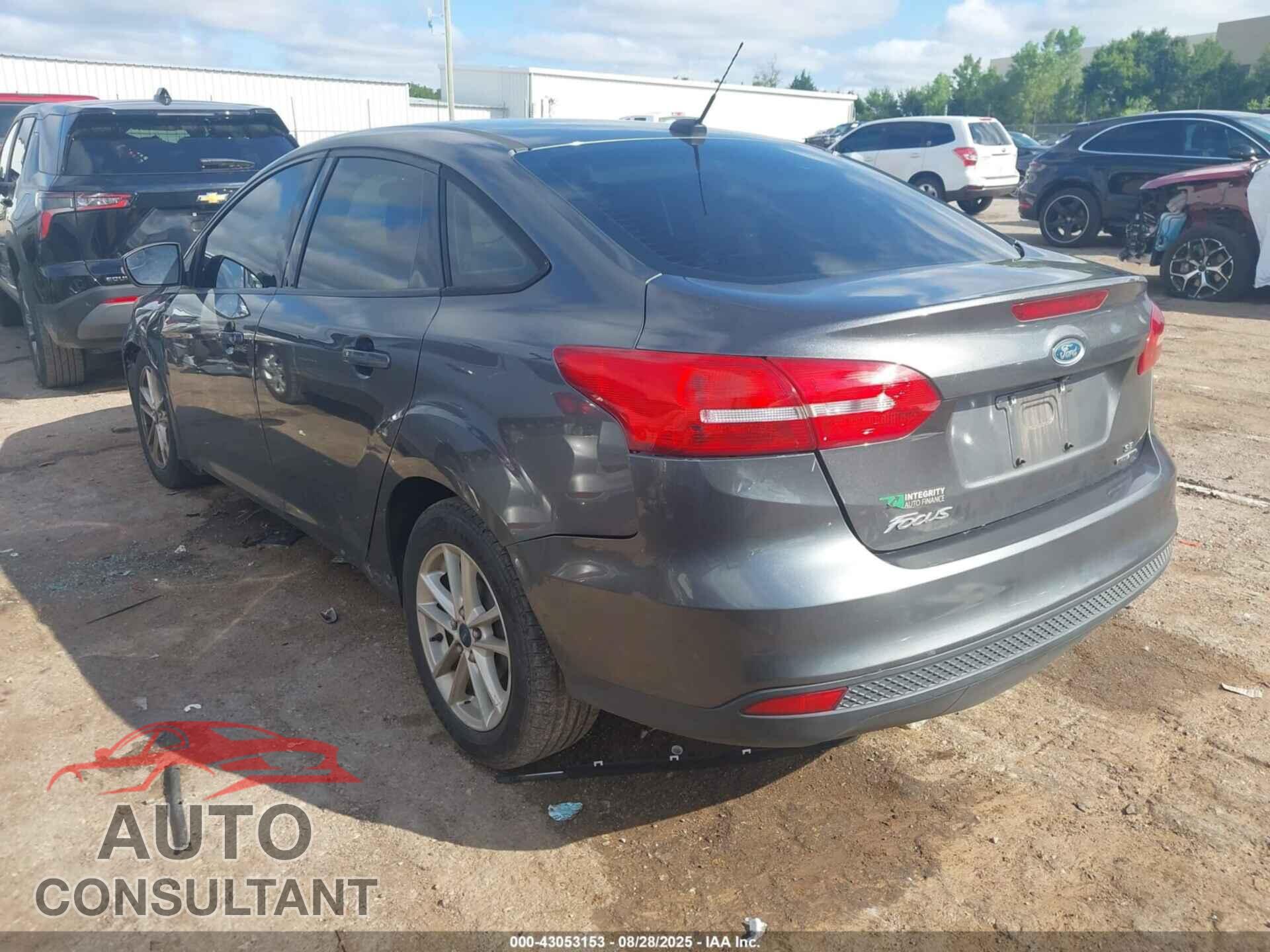 FORD FOCUS 2015 - 1FADP3F20FL206567