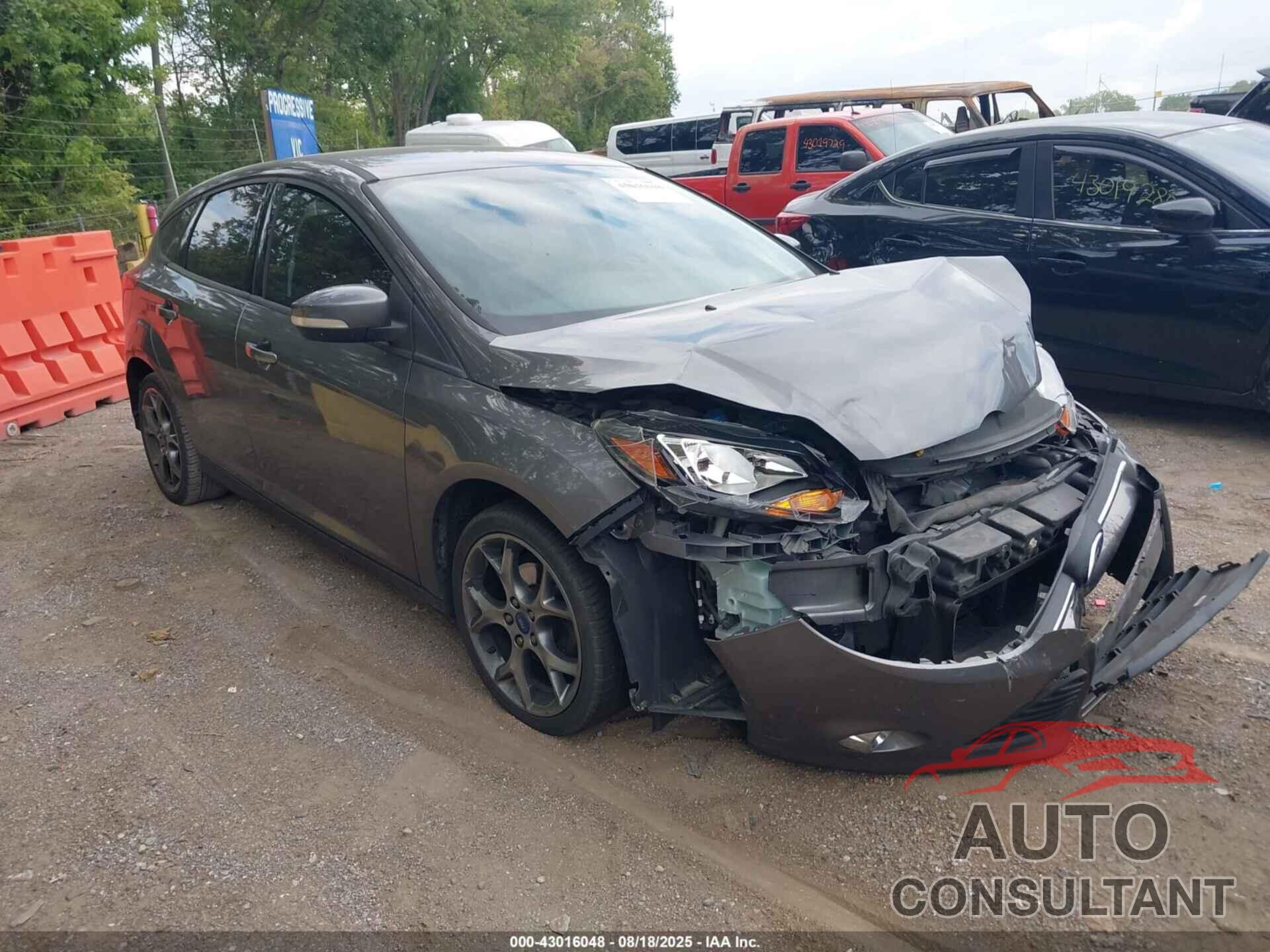 FORD FOCUS 2013 - 1FADP3K26DL182598