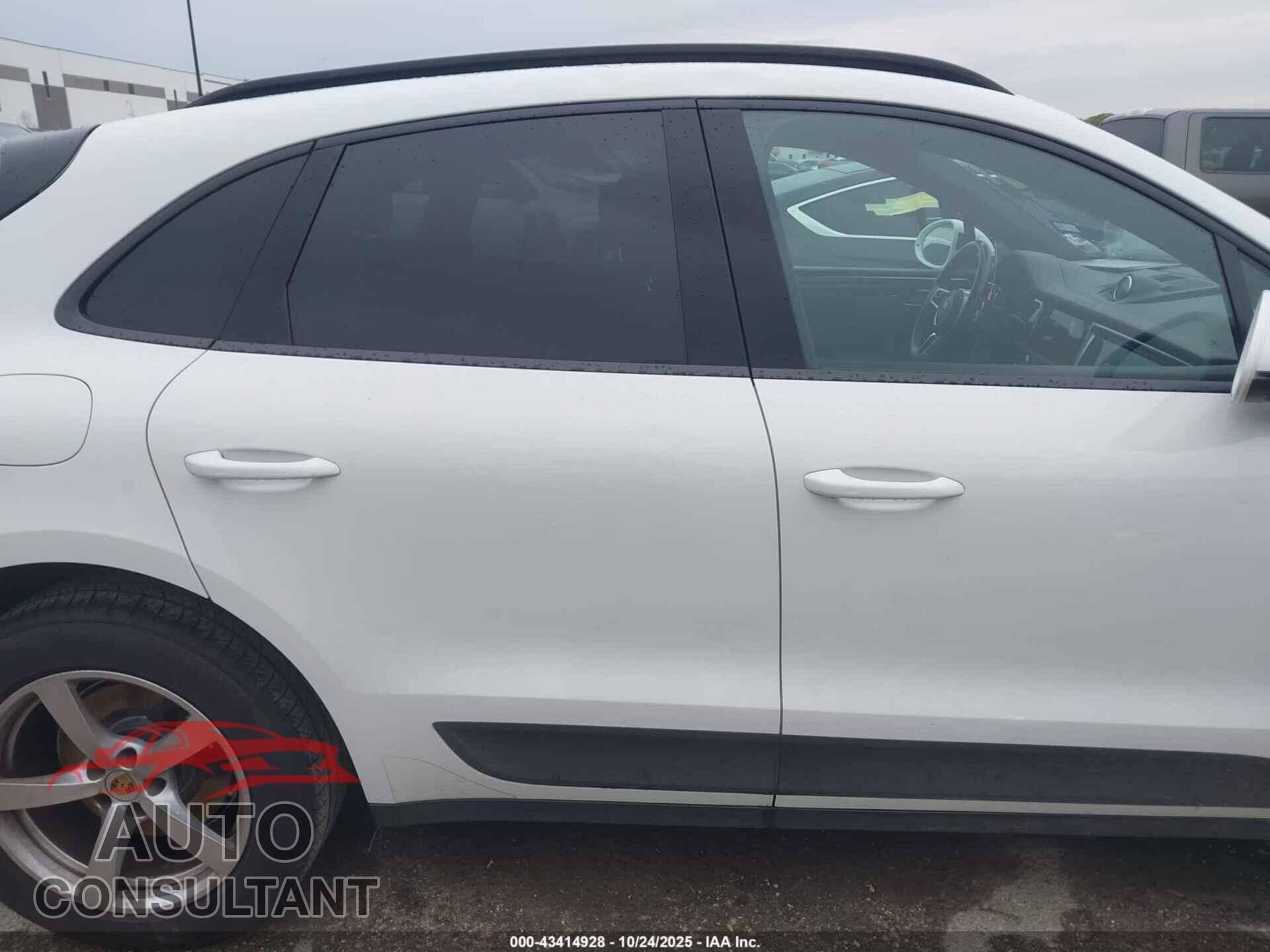PORSCHE MACAN 2021 - WP1AA2A58MLB07422