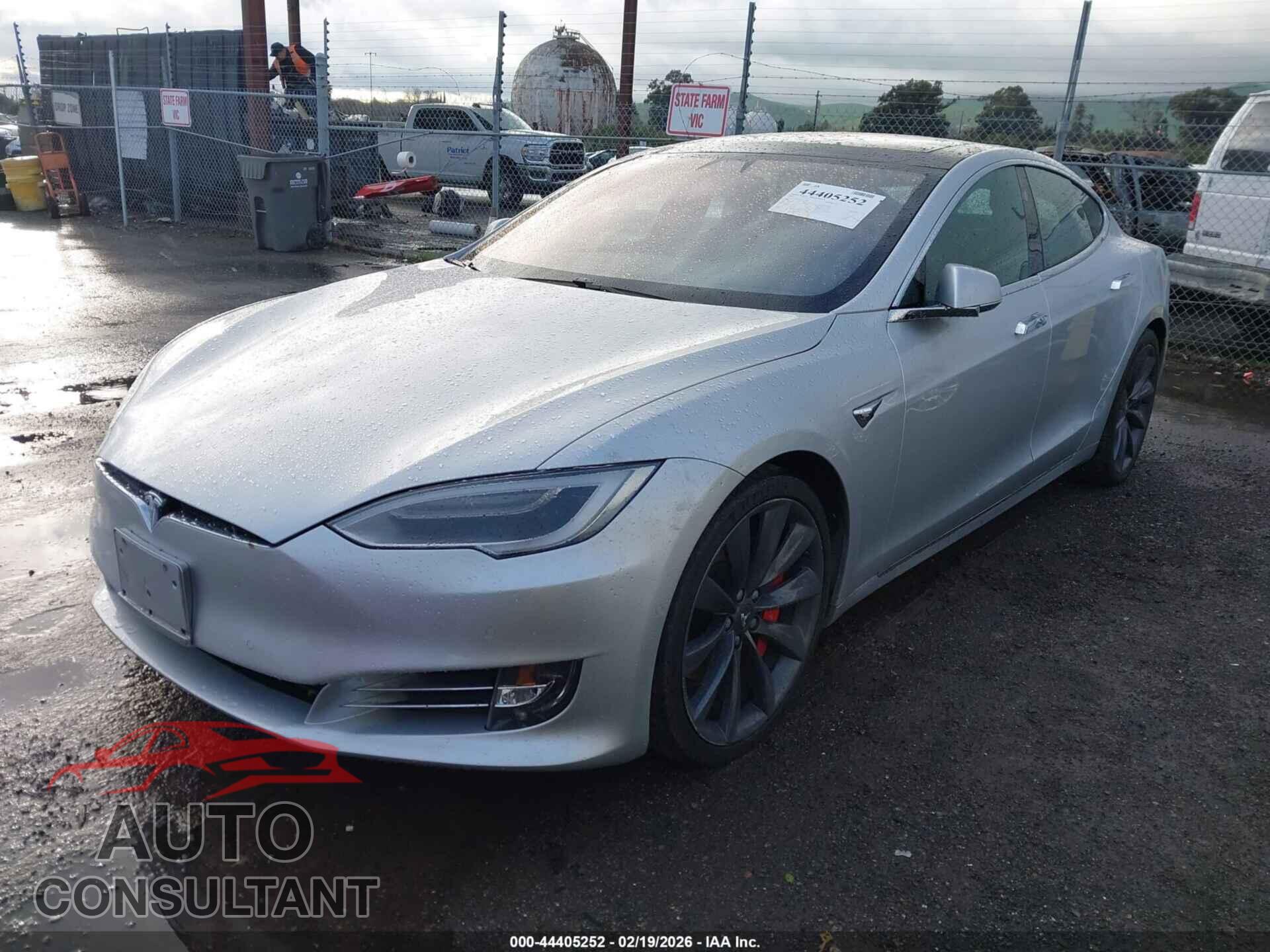 TESLA MODEL S 2017 - 5YJSA1E24HF233706