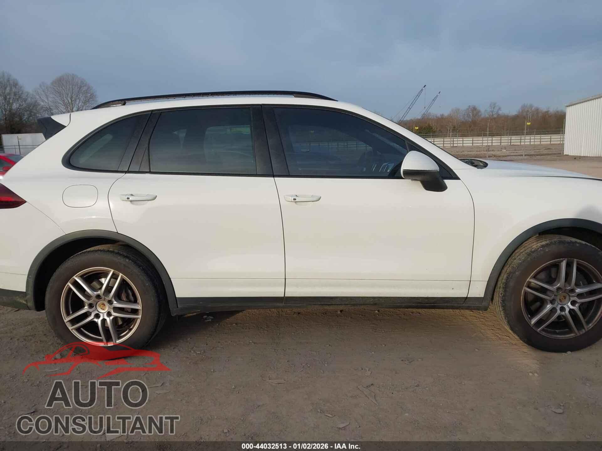 PORSCHE CAYENNE 2016 - WP1AA2A22GLA09738