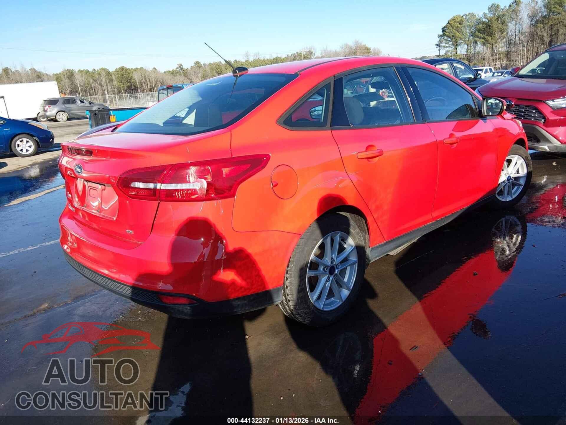 FORD FOCUS 2017 - 1FADP3F29HL259691