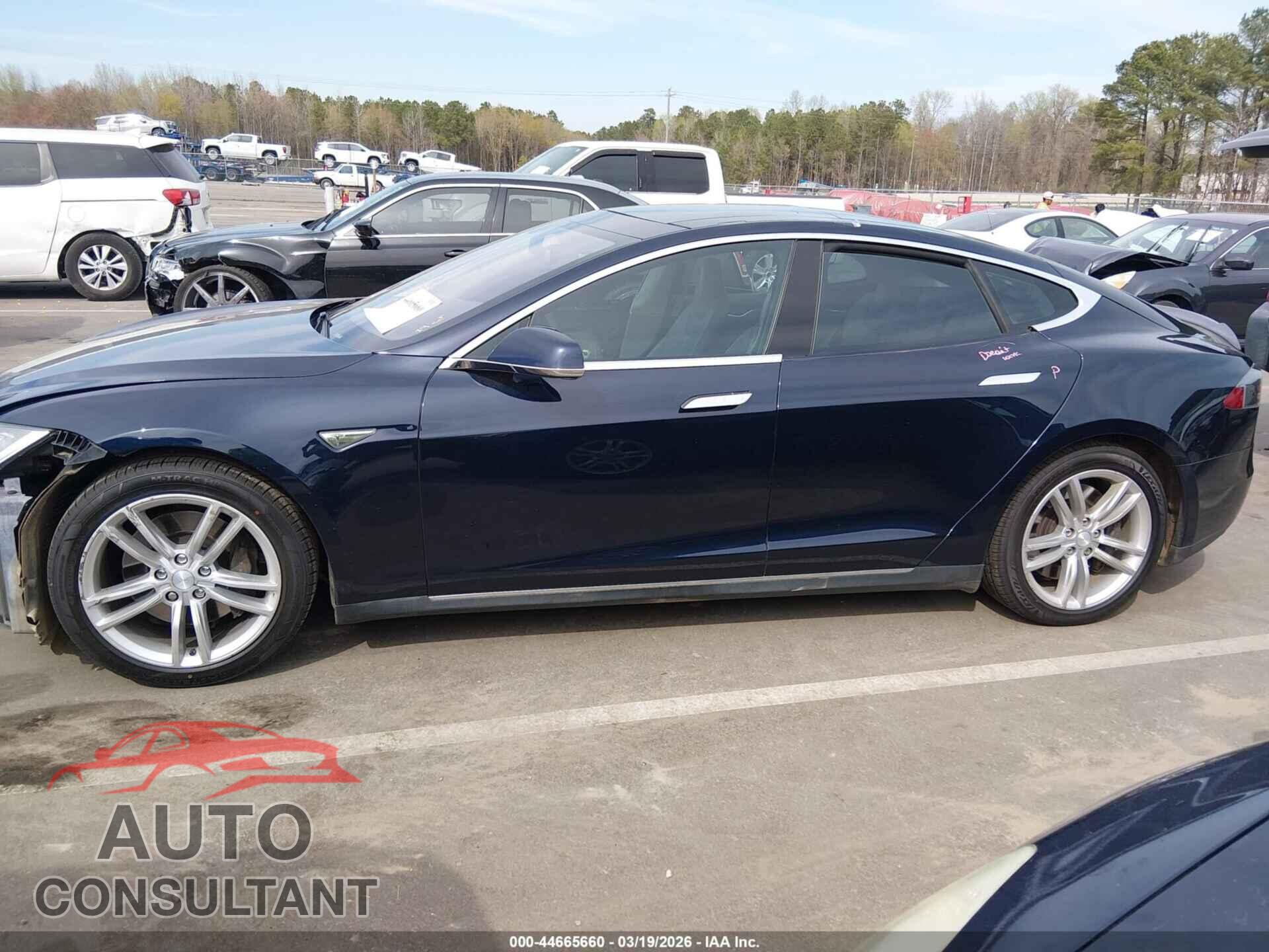 TESLA MODEL S 2013 - 5YJSA1CN1DFP14018