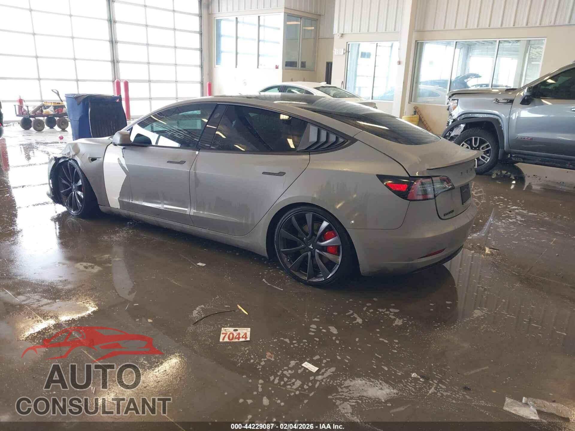 TESLA MODEL 3 2020 - 5YJ3E1EC9LF796535