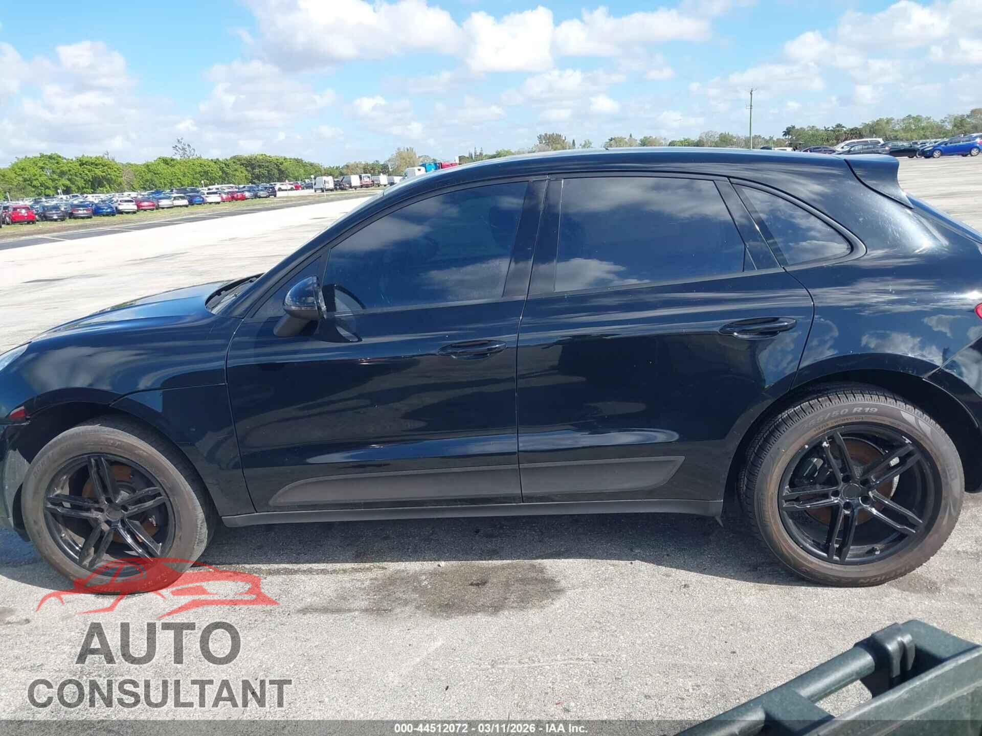 PORSCHE MACAN 2018 - WP1AA2A59JLB11135