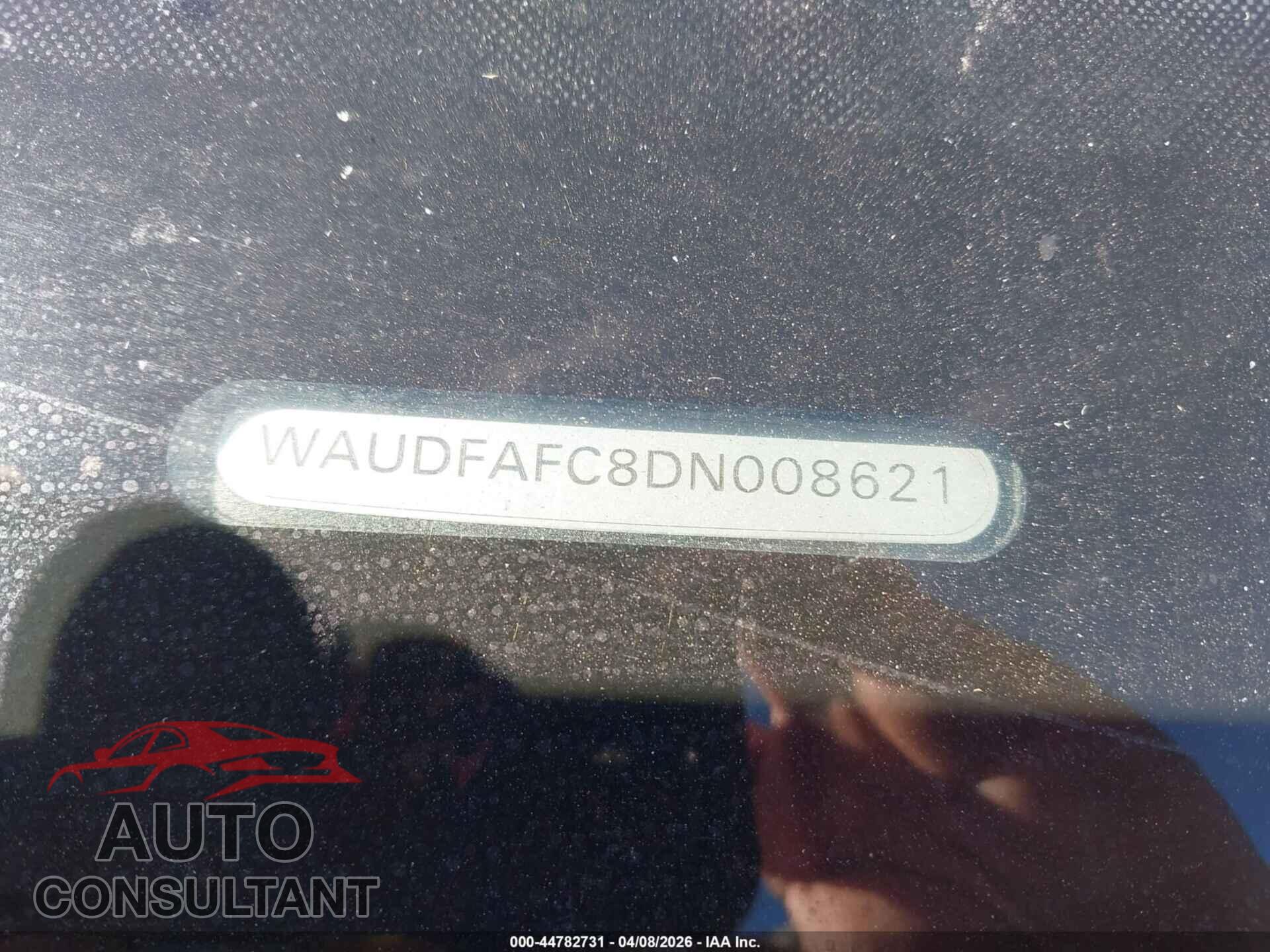AUDI A6 2013 - WAUDFAFC8DN008621