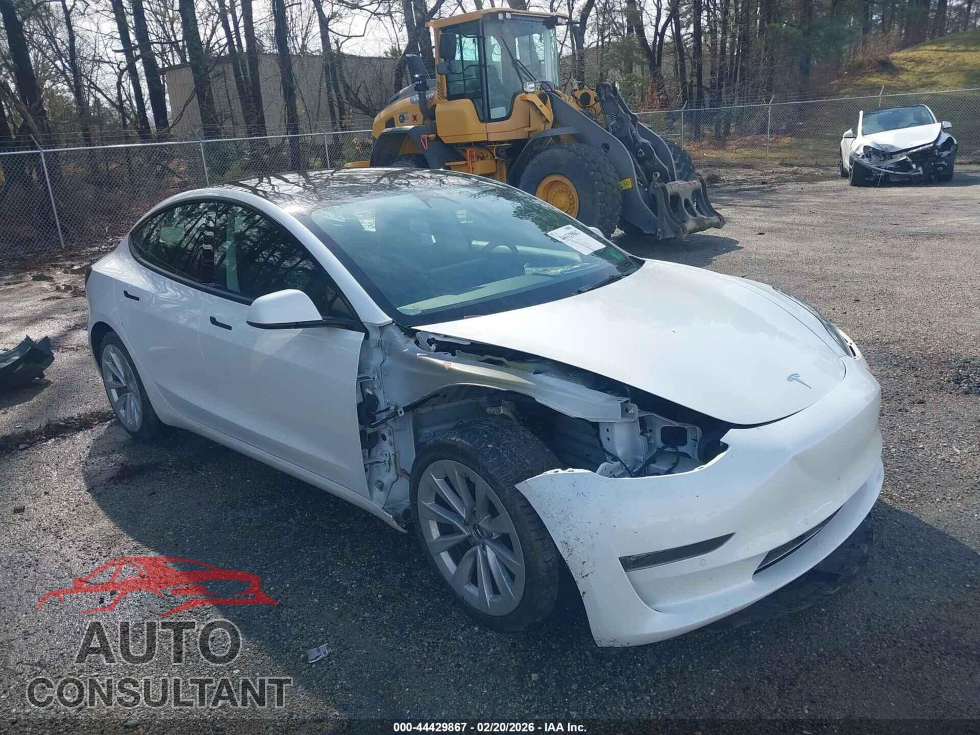 TESLA MODEL 3 2022 - 5YJ3E1EBXNF272546