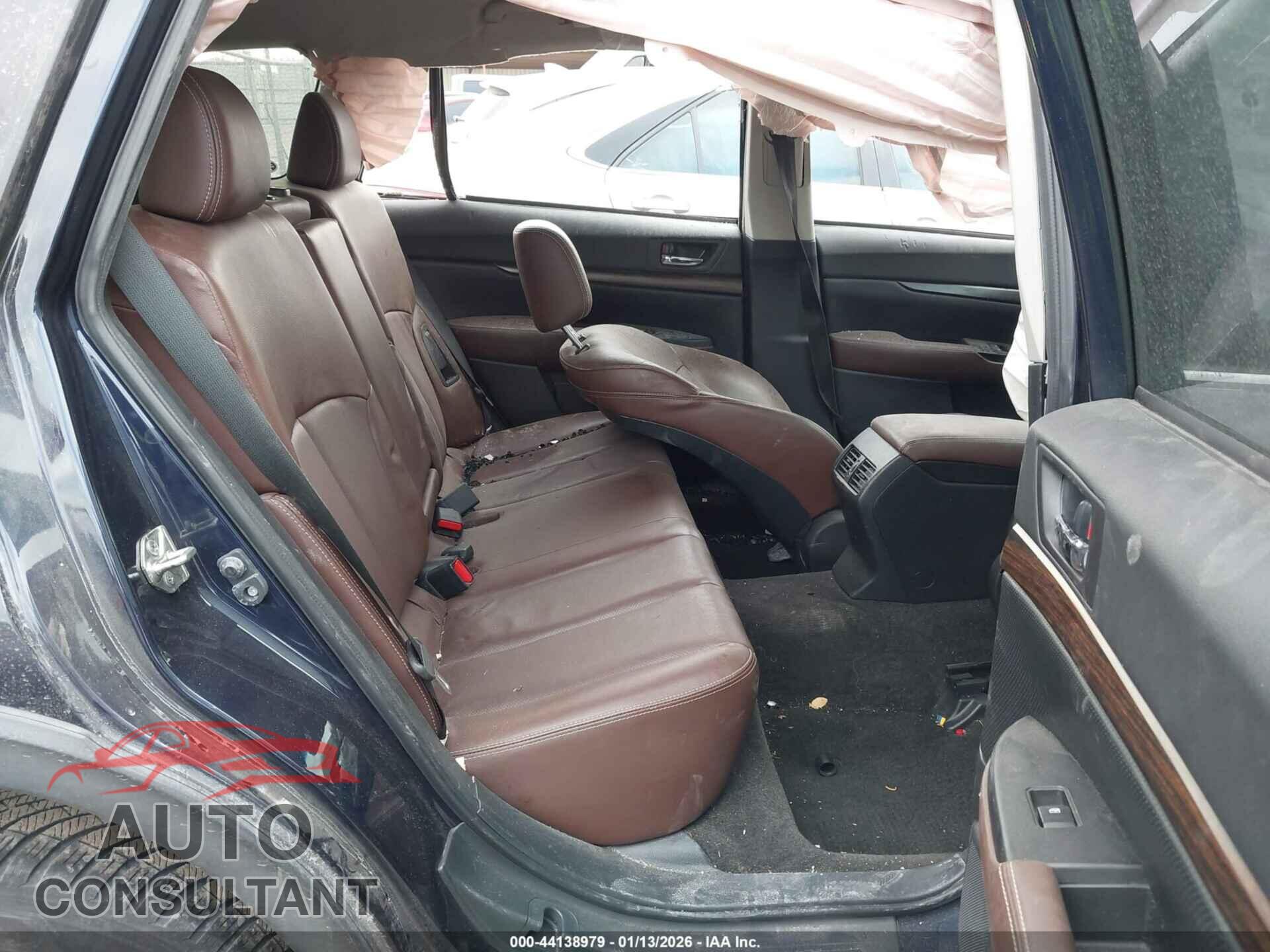 SUBARU OUTBACK 2014 - 4S4BRCPC2E3263740