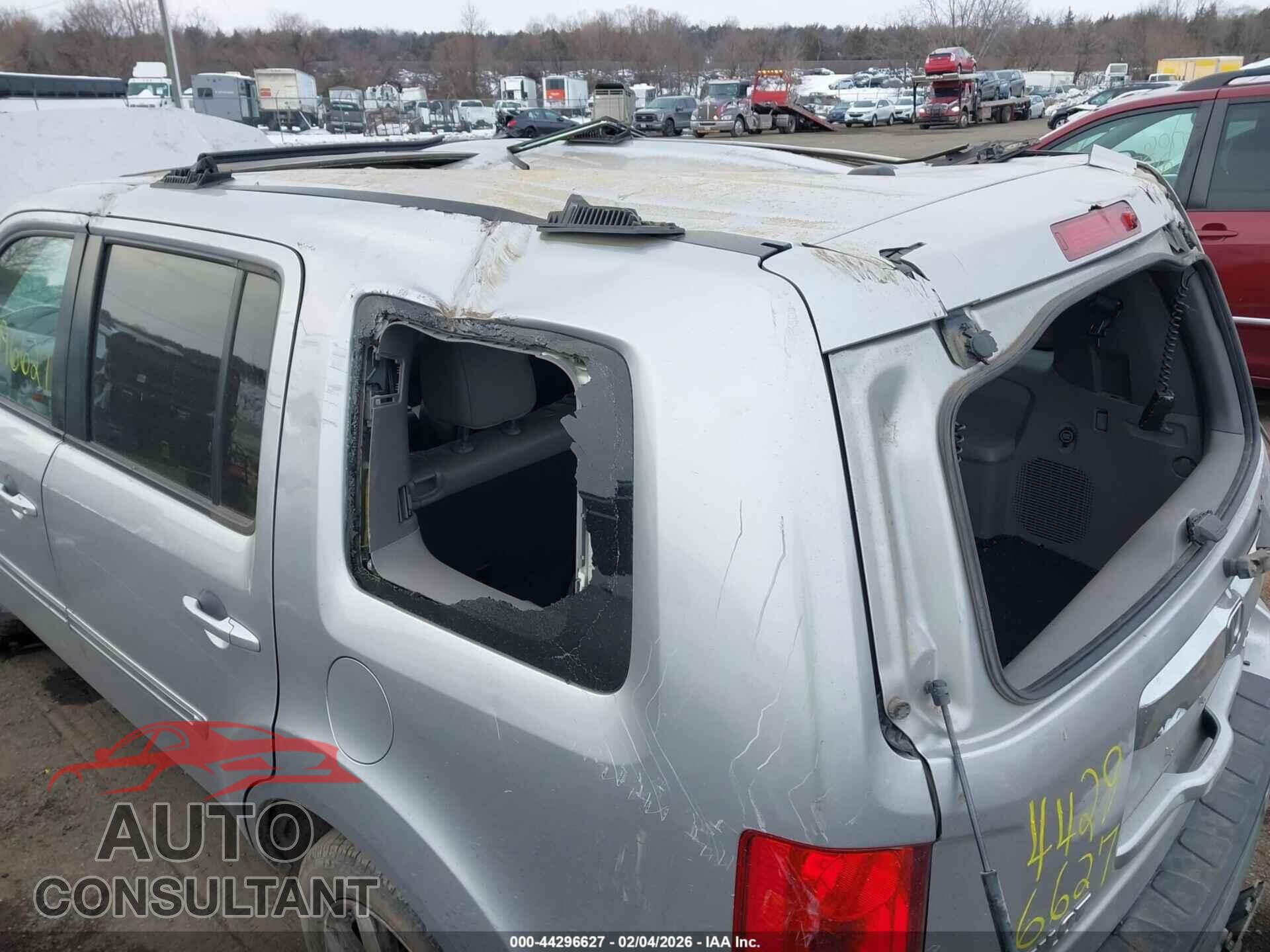 HONDA PILOT 2013 - 5FNYF4H92DB020706