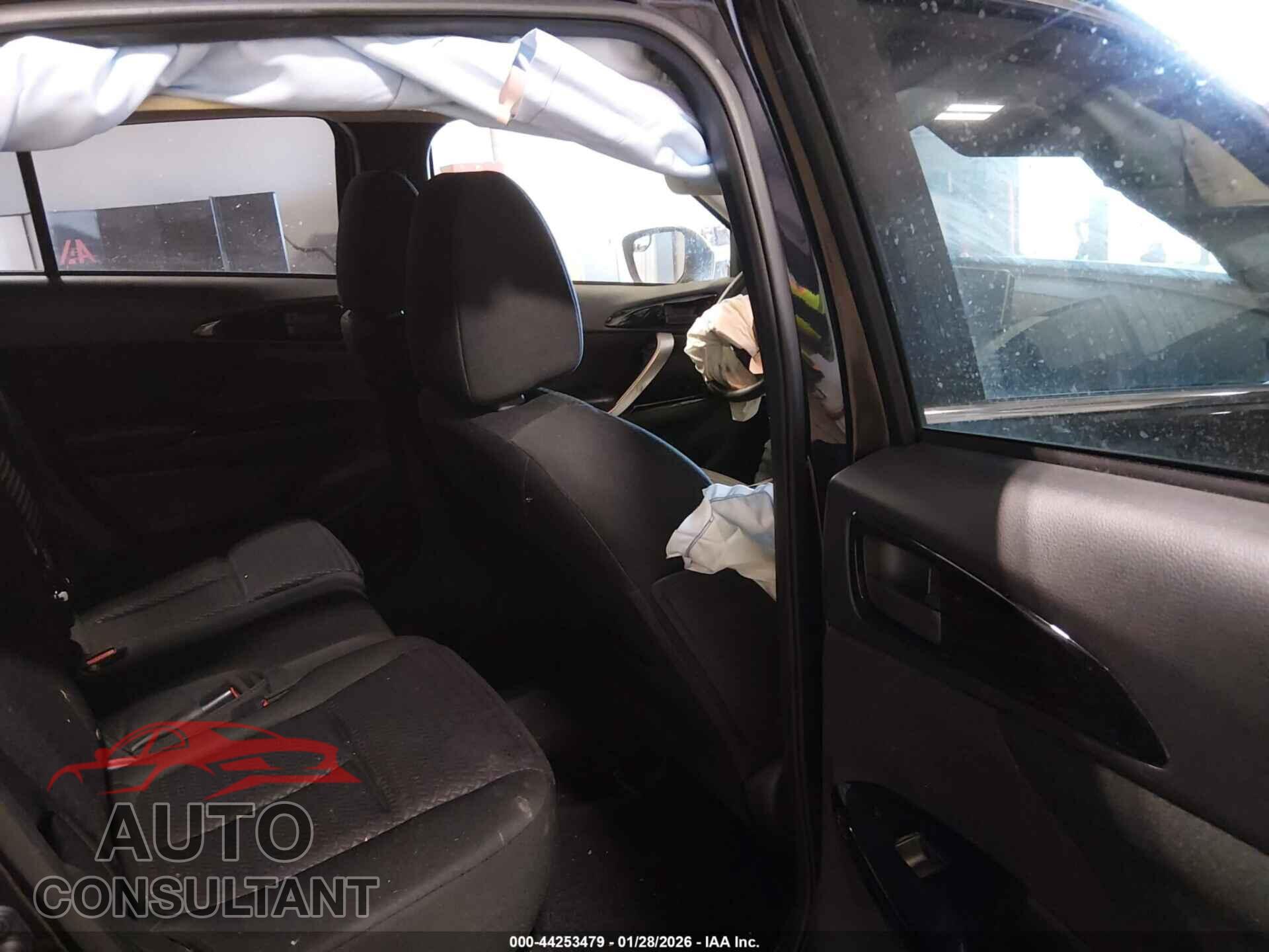 MITSUBISHI ECLIPSE CROSS 2019 - JA4AT4AA6KZ000717
