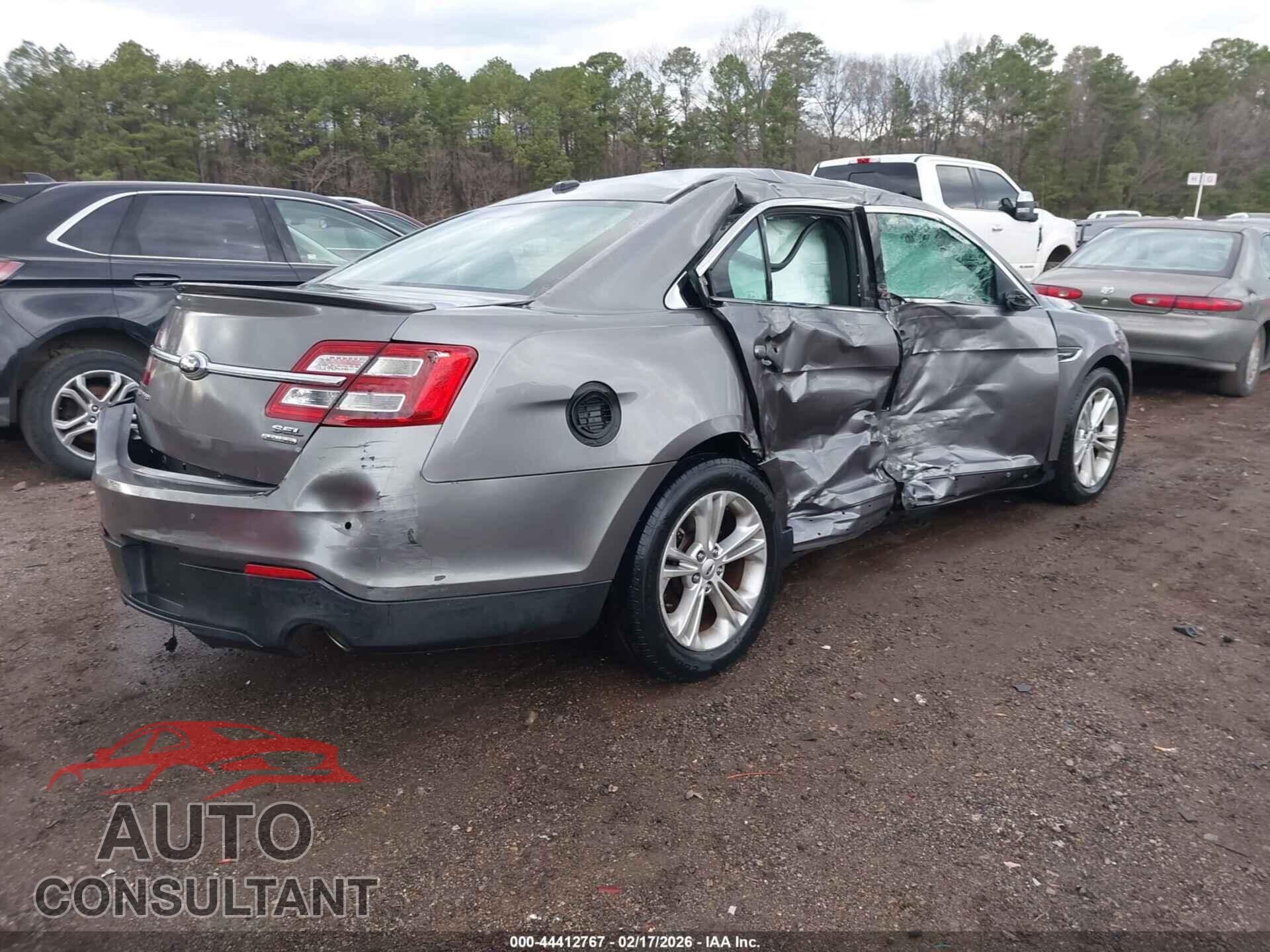 FORD TAURUS 2013 - 1FAHP2E87DG214429