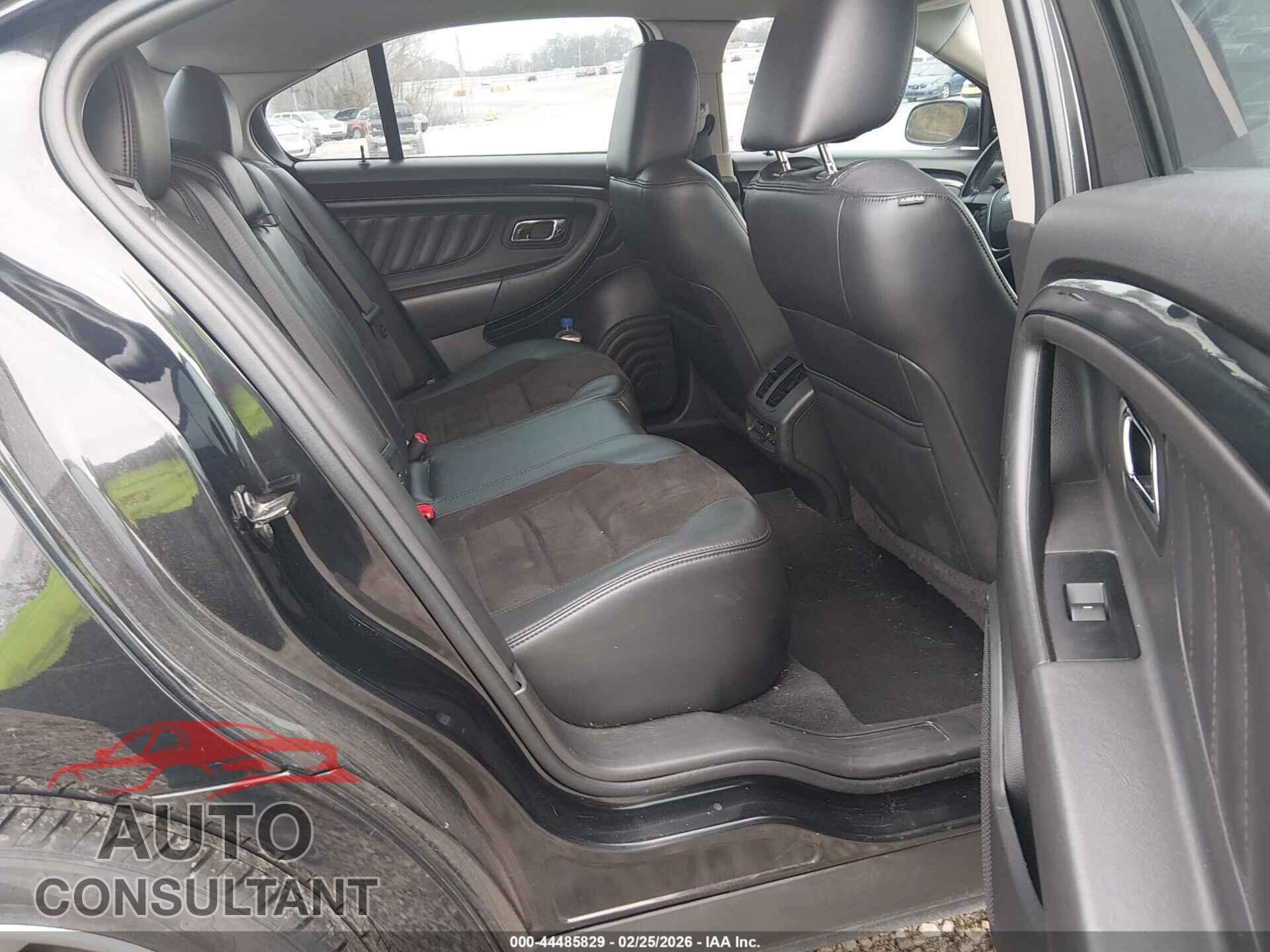 FORD TAURUS 2011 - 1FAHP2KT5BG114500