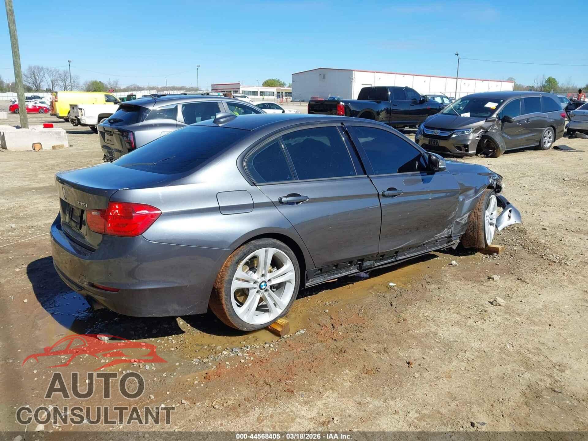 BMW 335I 2013 - WBA3A9C51DF686006
