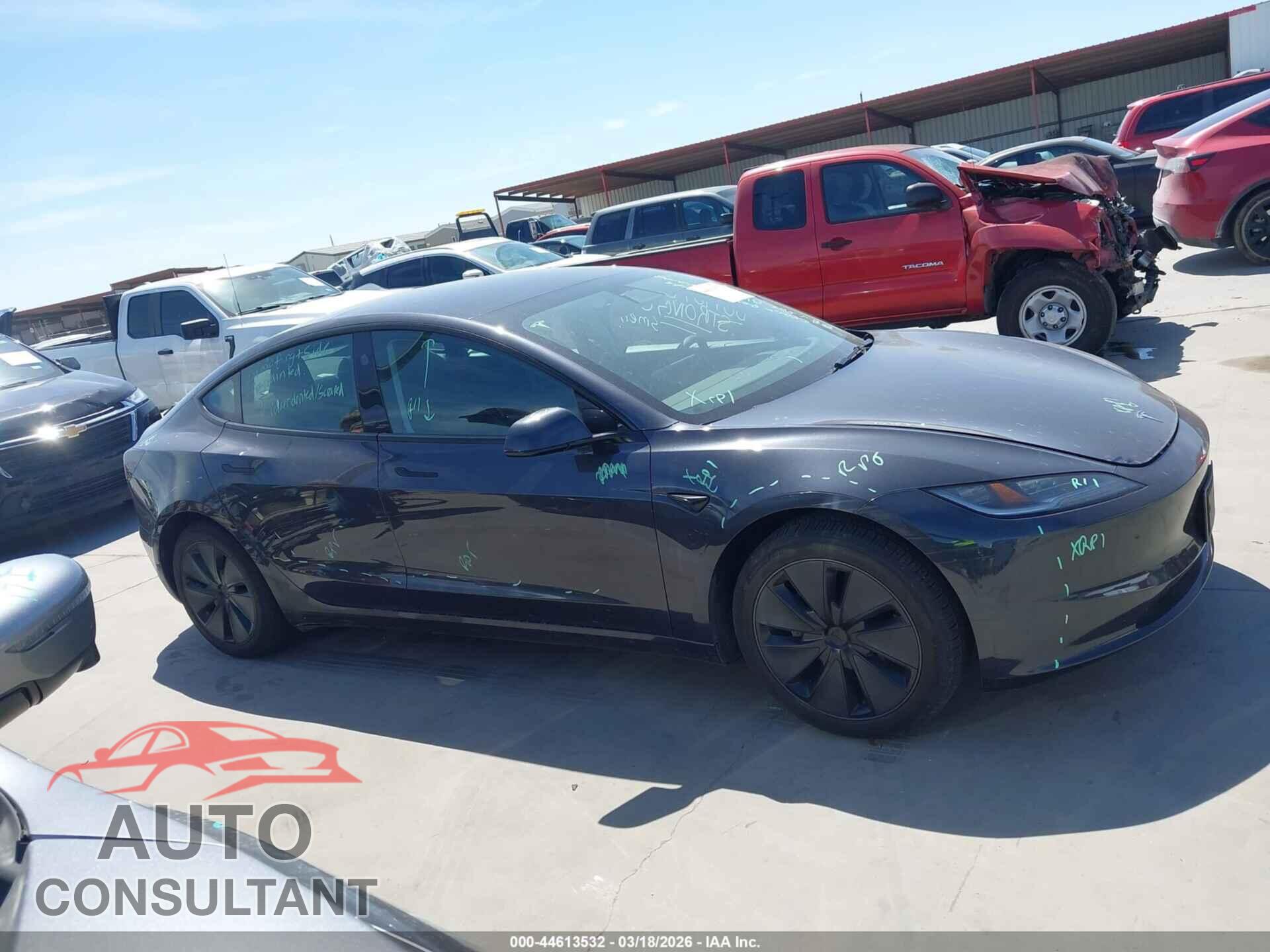 TESLA MODEL 3 2024 - 5YJ3E1EB5RF738891