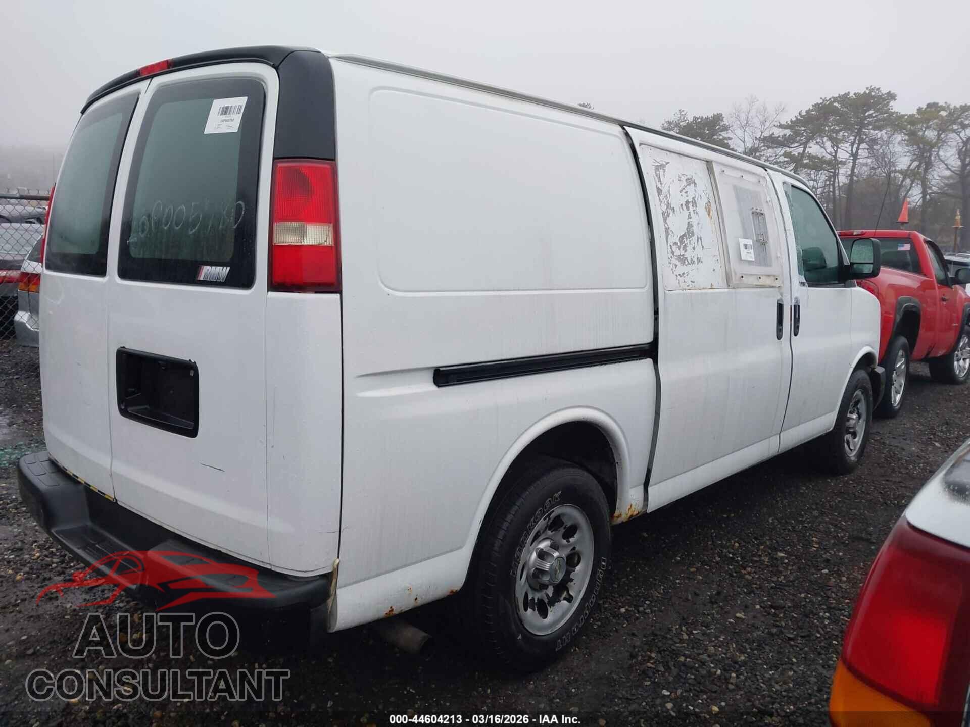 CHEVROLET EXPRESS 1500 2012 - 1GCSGAFX2C1136840