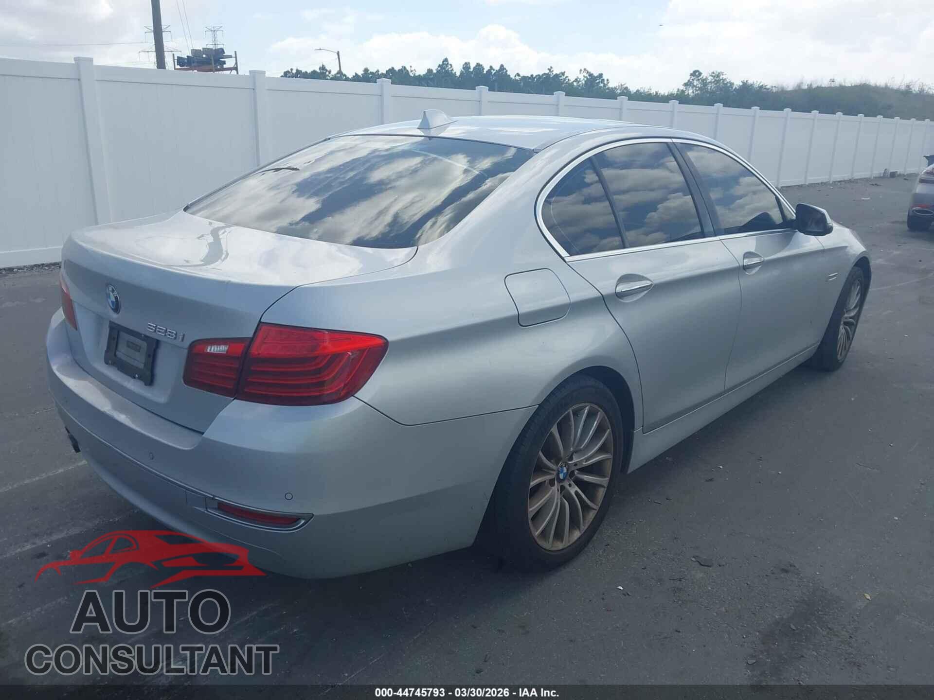 BMW 528I 2014 - WBA5A5C5XED508822