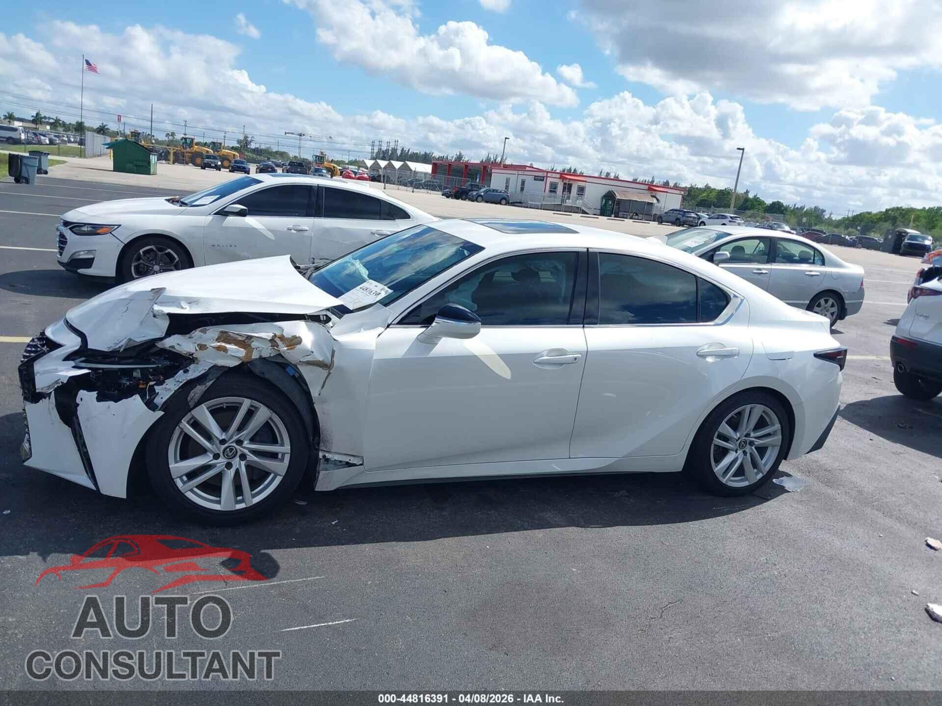 LEXUS IS 300 2021 - JTHCA1D26M5115804