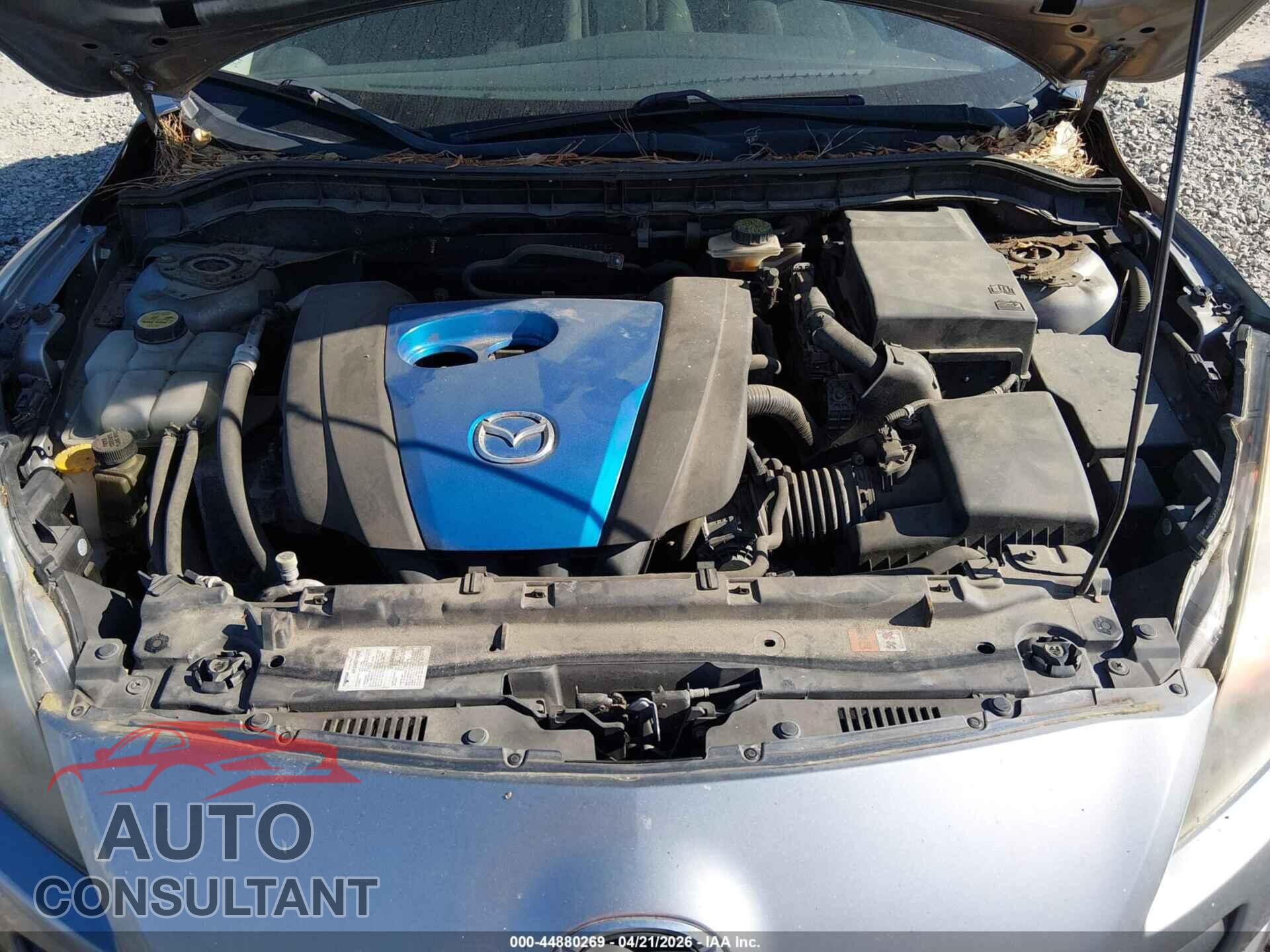MAZDA MAZDA3 2013 - JM1BL1L73D1813721