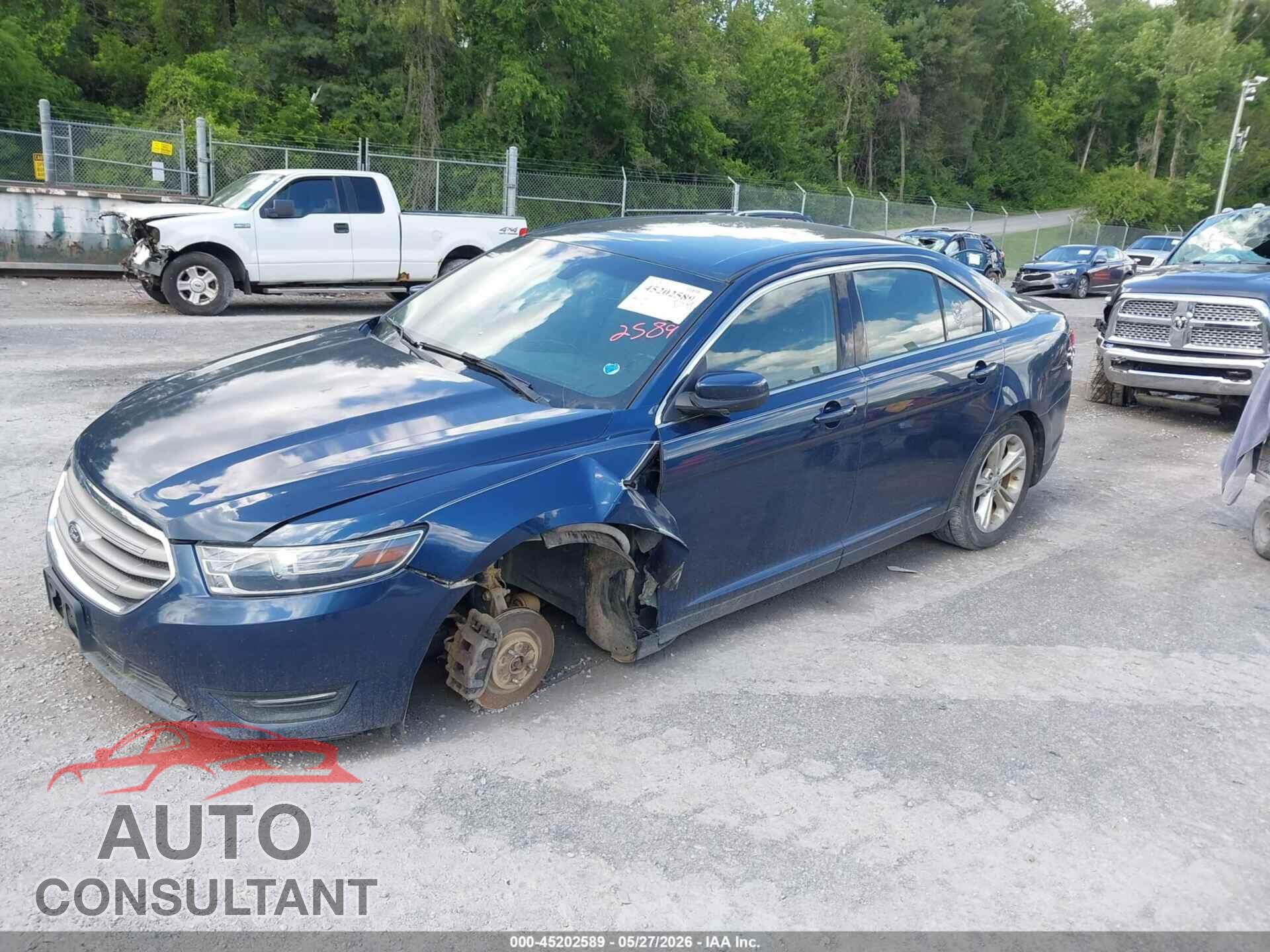 FORD TAURUS 2017 - 1FAHP2E83HG118559