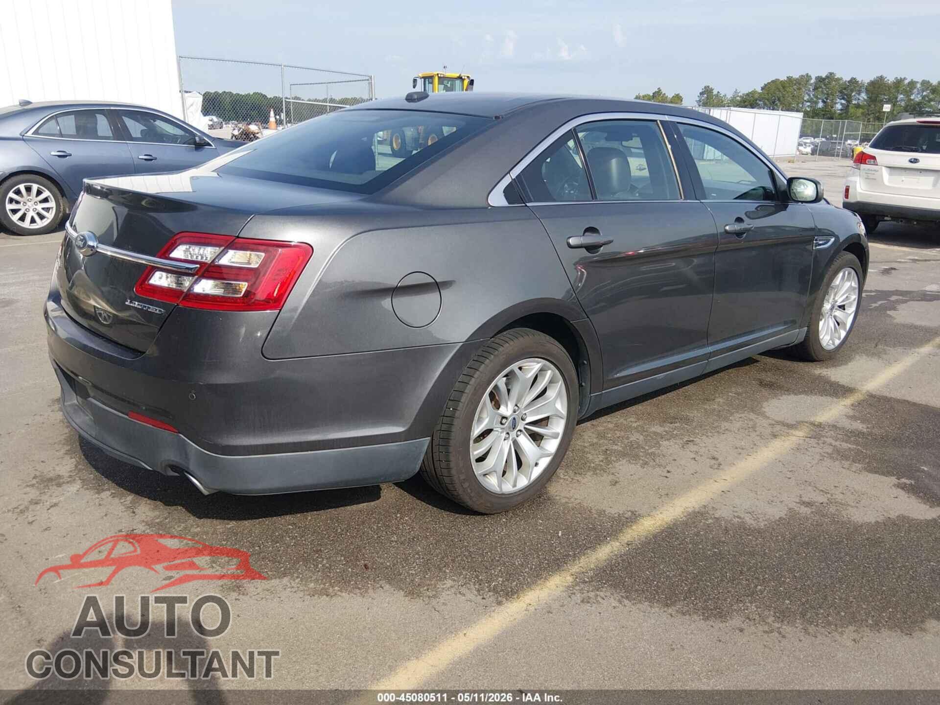 FORD TAURUS 2017 - 1FAHP2F89HG129483