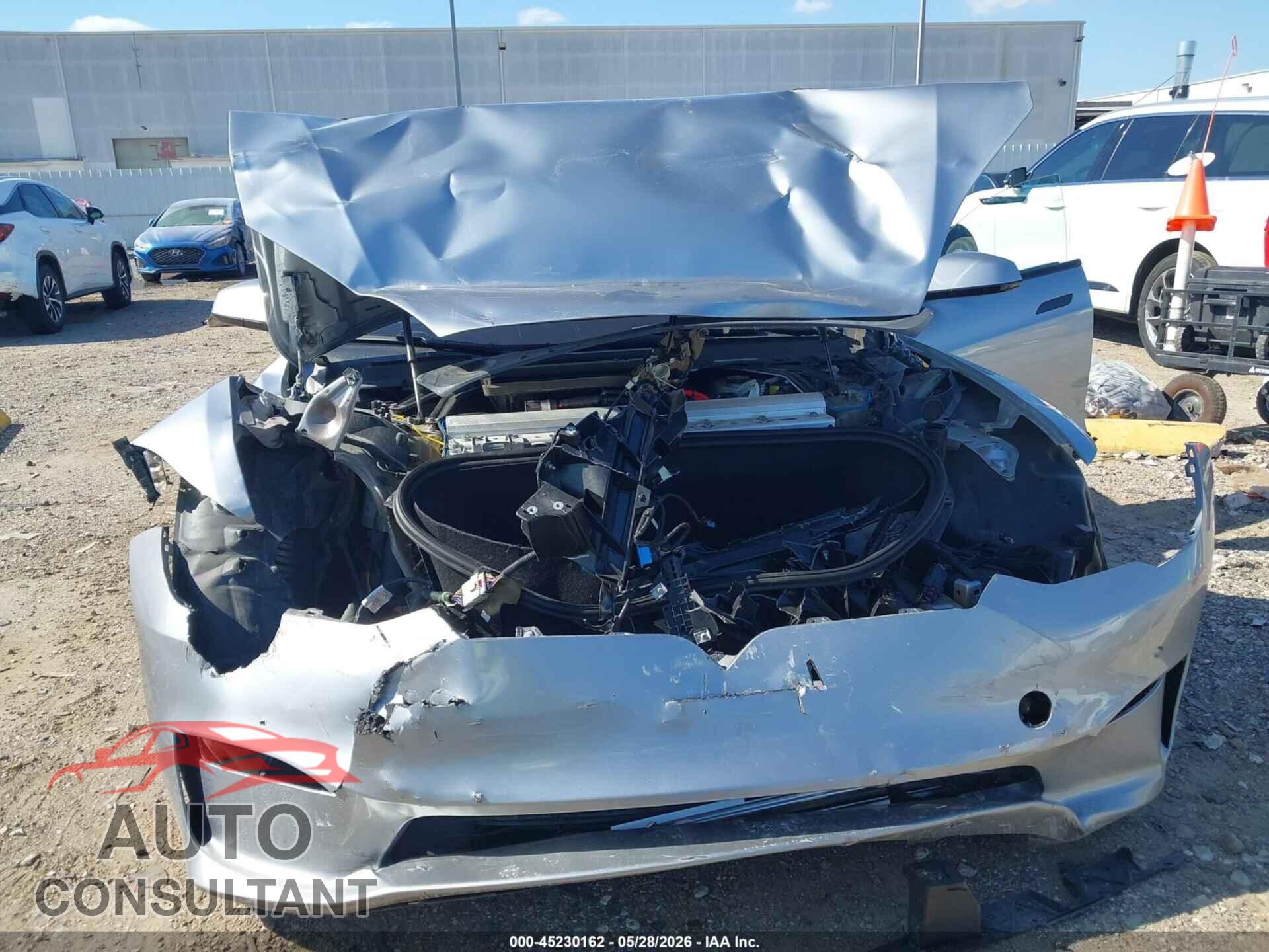 TESLA MODEL S 2024 - 5YJSA1E54RF542877