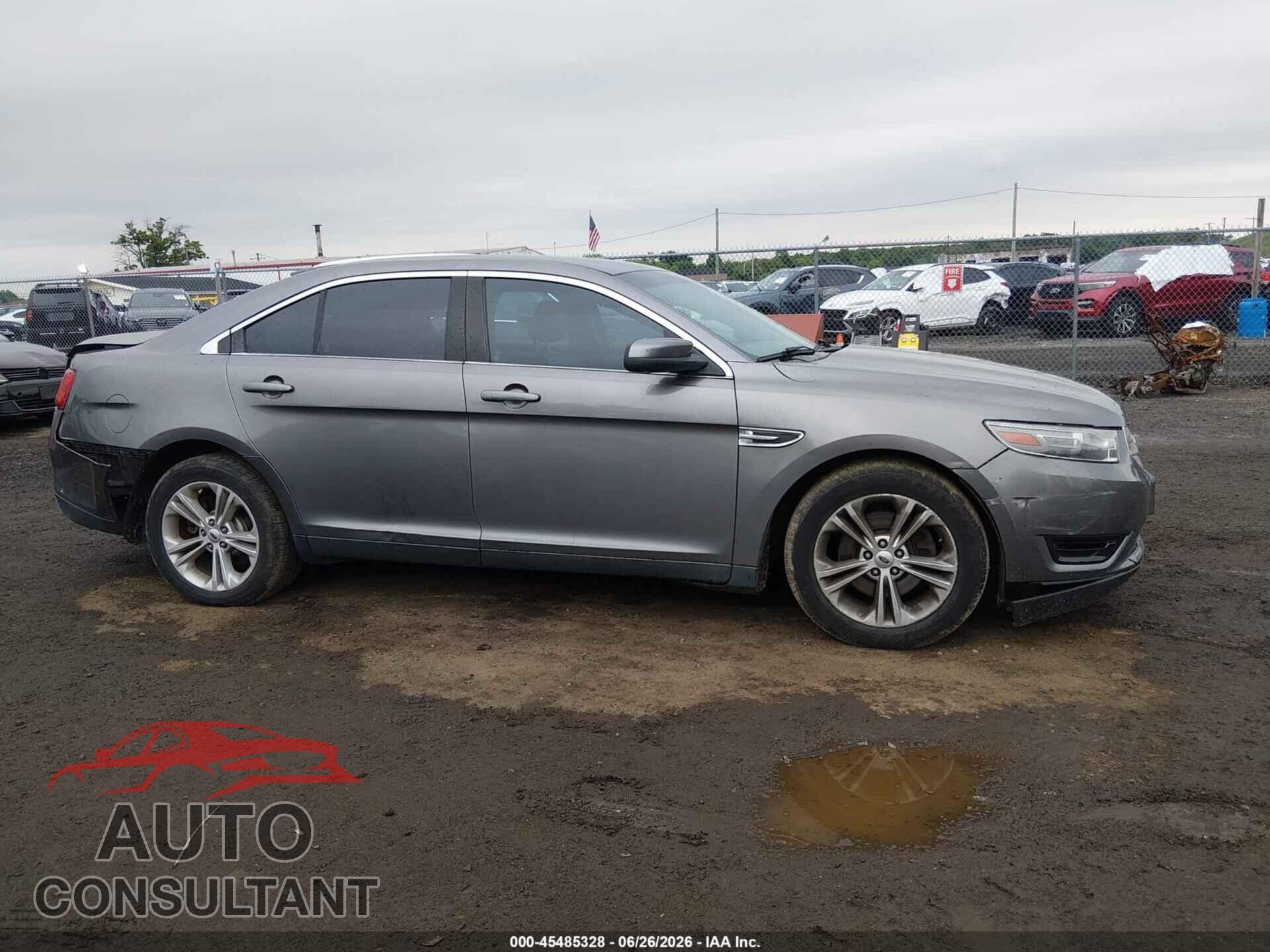 FORD TAURUS 2014 - 1FAHP2E82EG136000