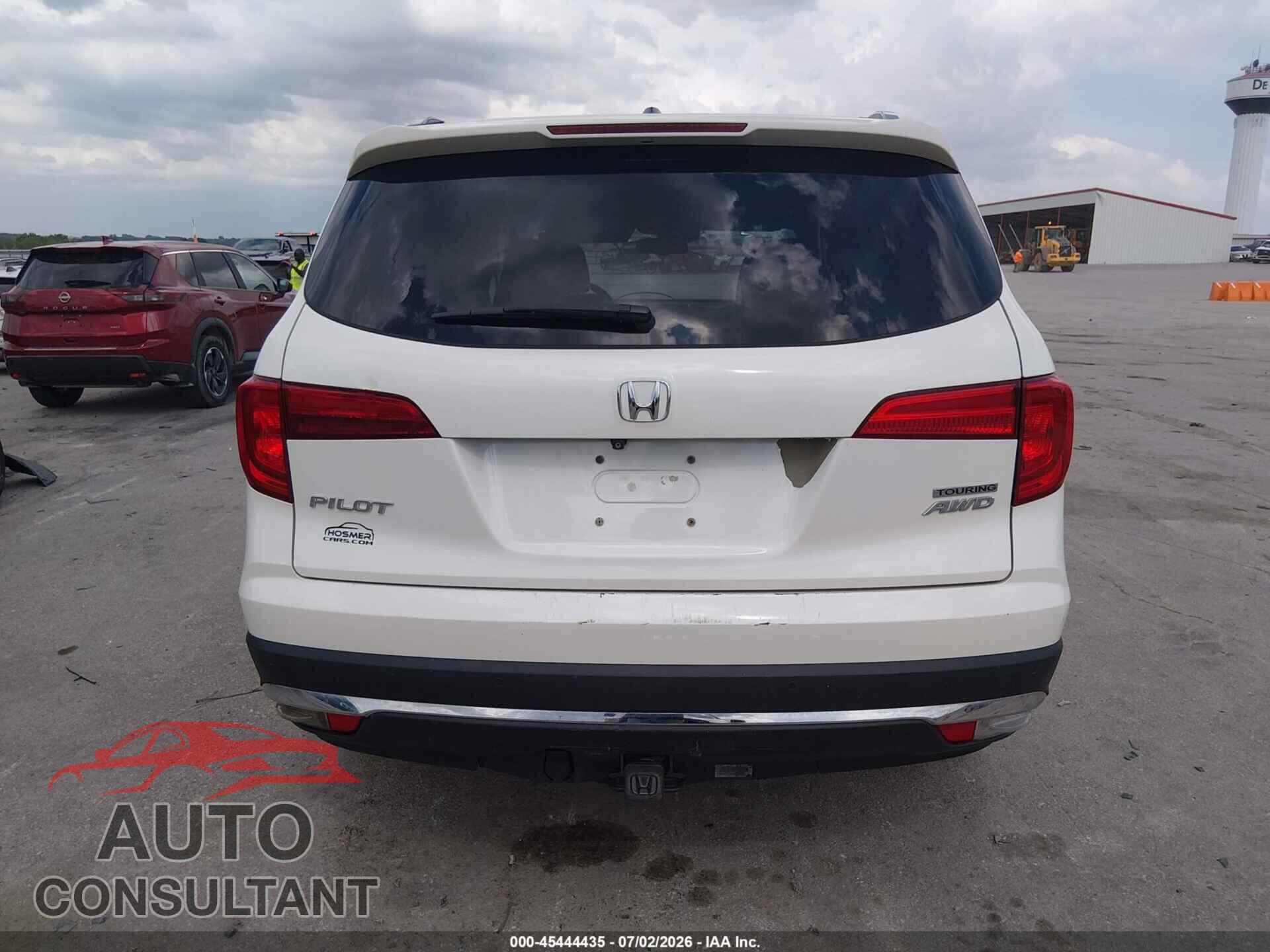 HONDA PILOT 2017 - 5FNYF6H97HB002235