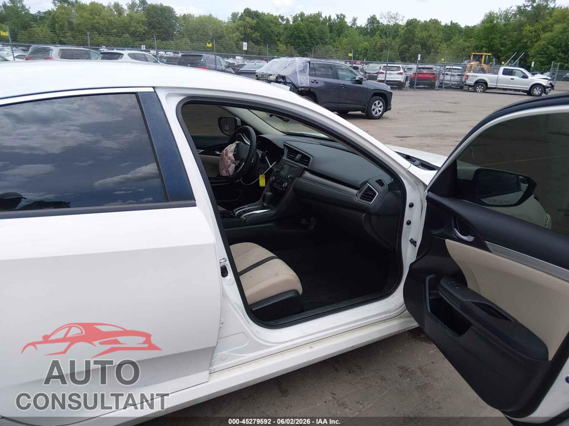HONDA CIVIC 2018 - 2HGFC2F58JH503886