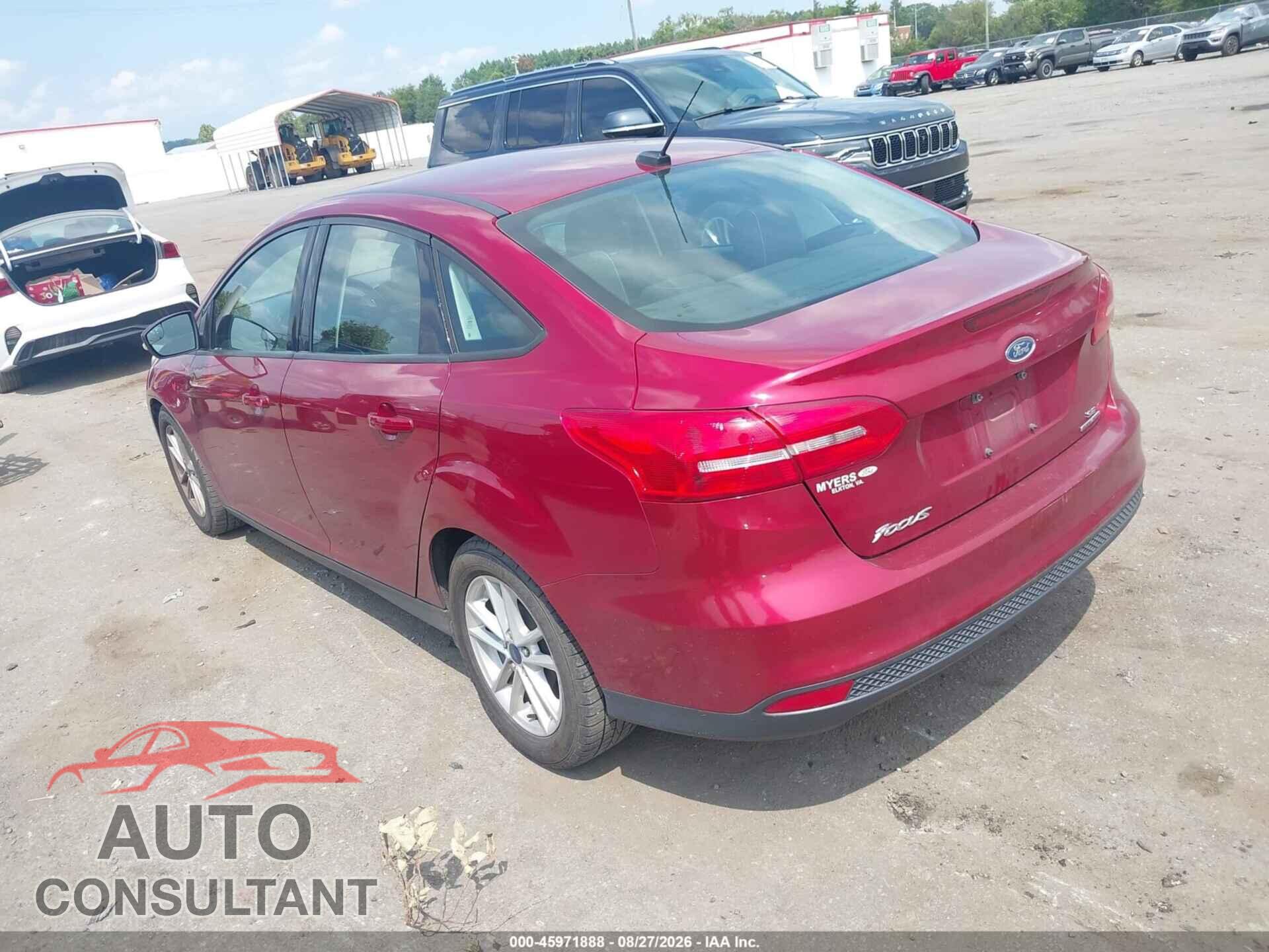 FORD FOCUS 2015 - 1FADP3F21FL342173