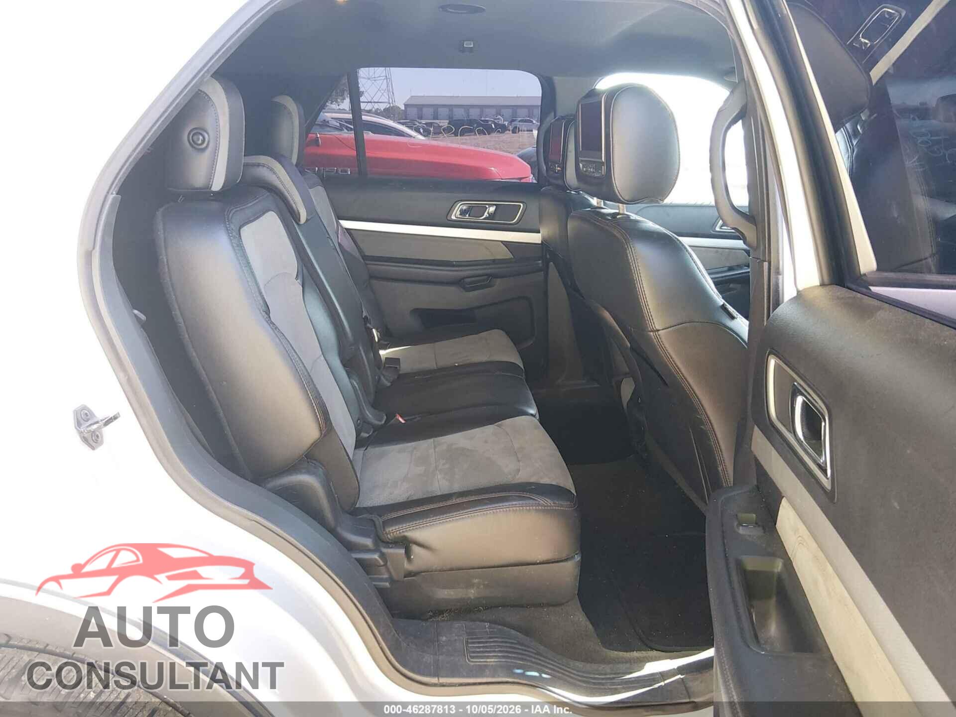 FORD EXPLORER 2017 - 1FM5K7D81HGA15744