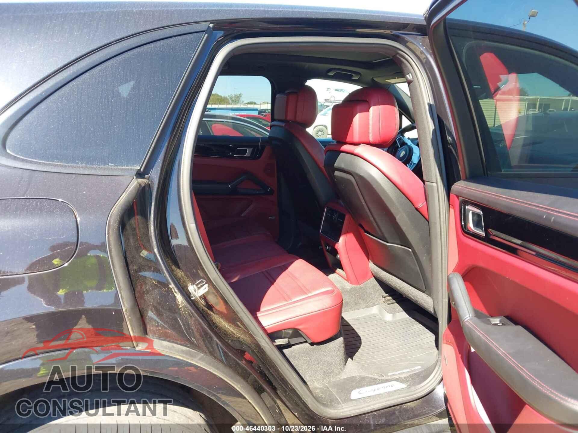 PORSCHE CAYENNE 2019 - WP1AA2AY0KDA02875