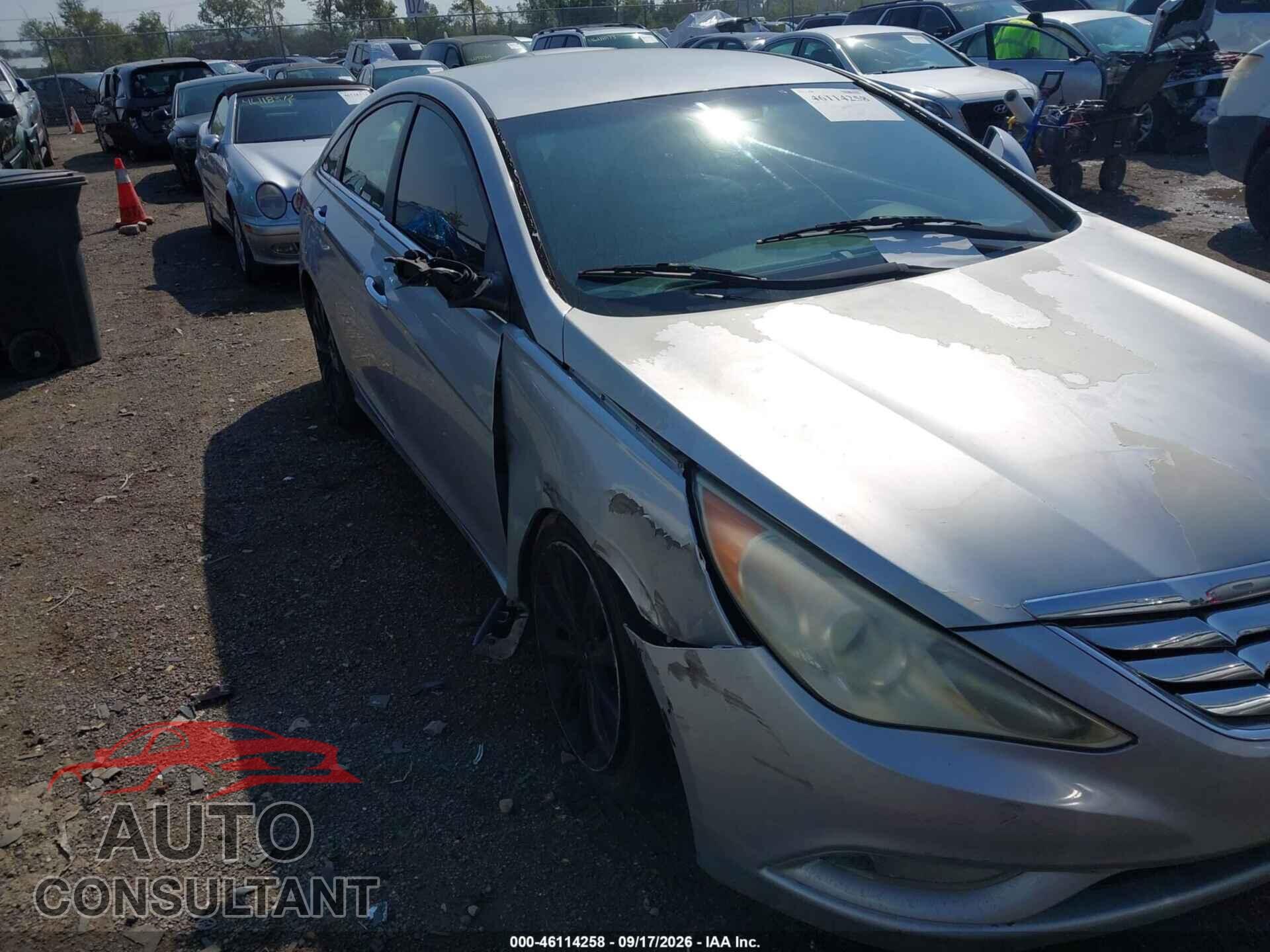 HYUNDAI SONATA 2011 - 5NPEC4AC7BH003190