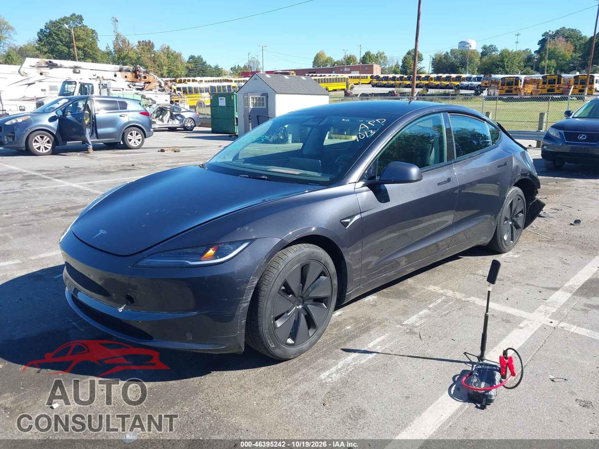 TESLA MODEL 3 2024 - 5YJ3E1EA2RF766574