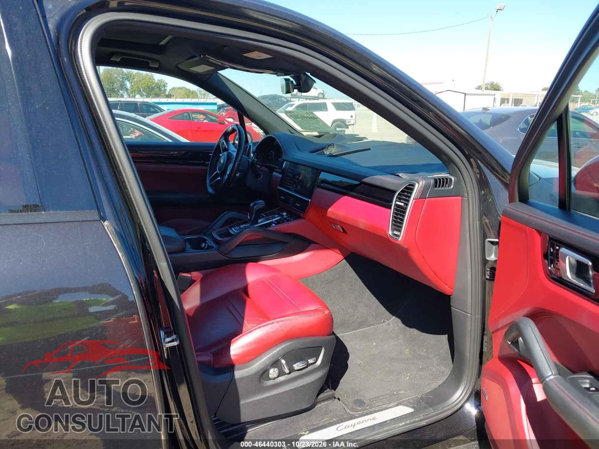 PORSCHE CAYENNE 2019 - WP1AA2AY0KDA02875