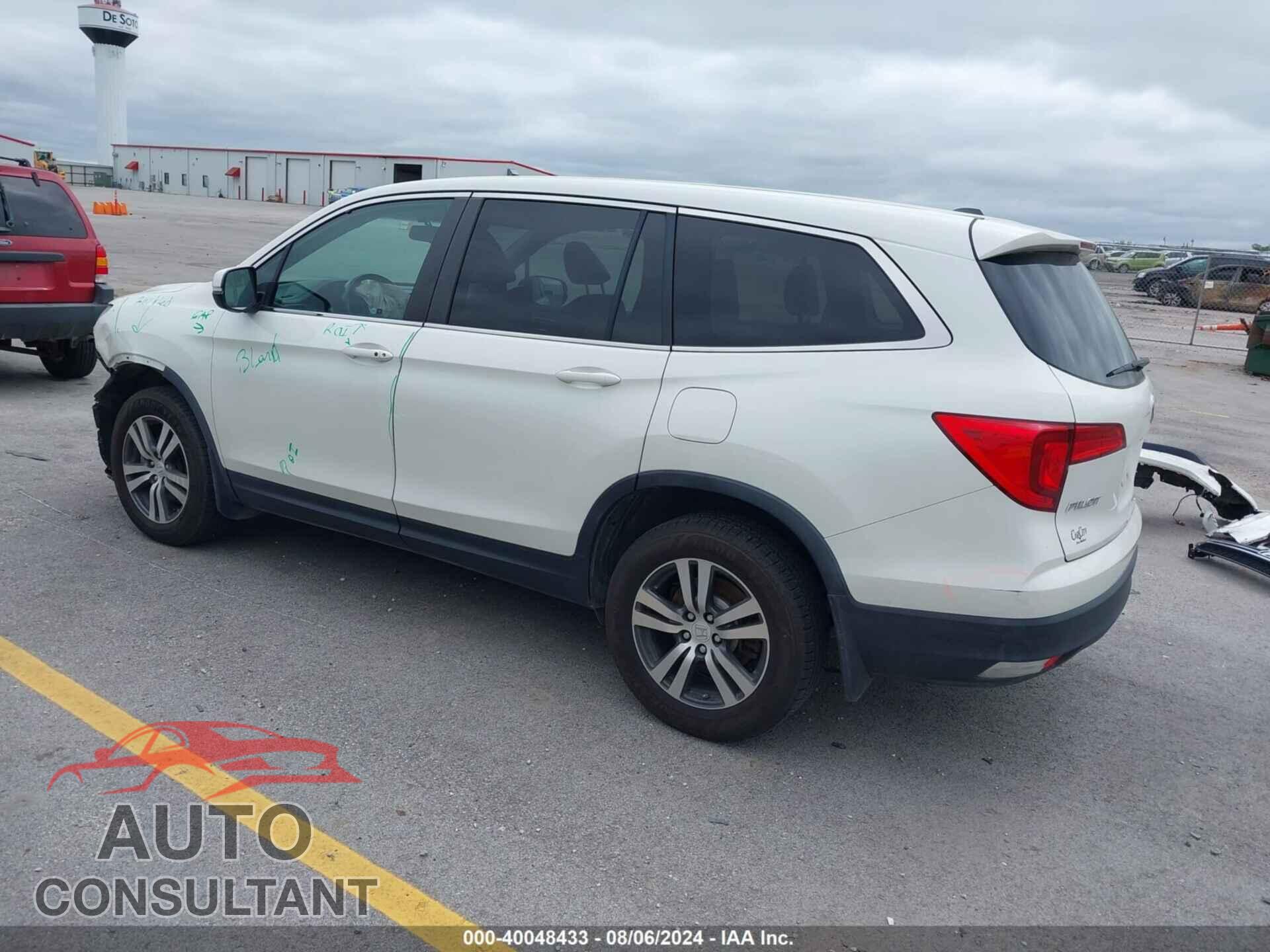 HONDA PILOT 2017 - 5FNYF6H50HB026339