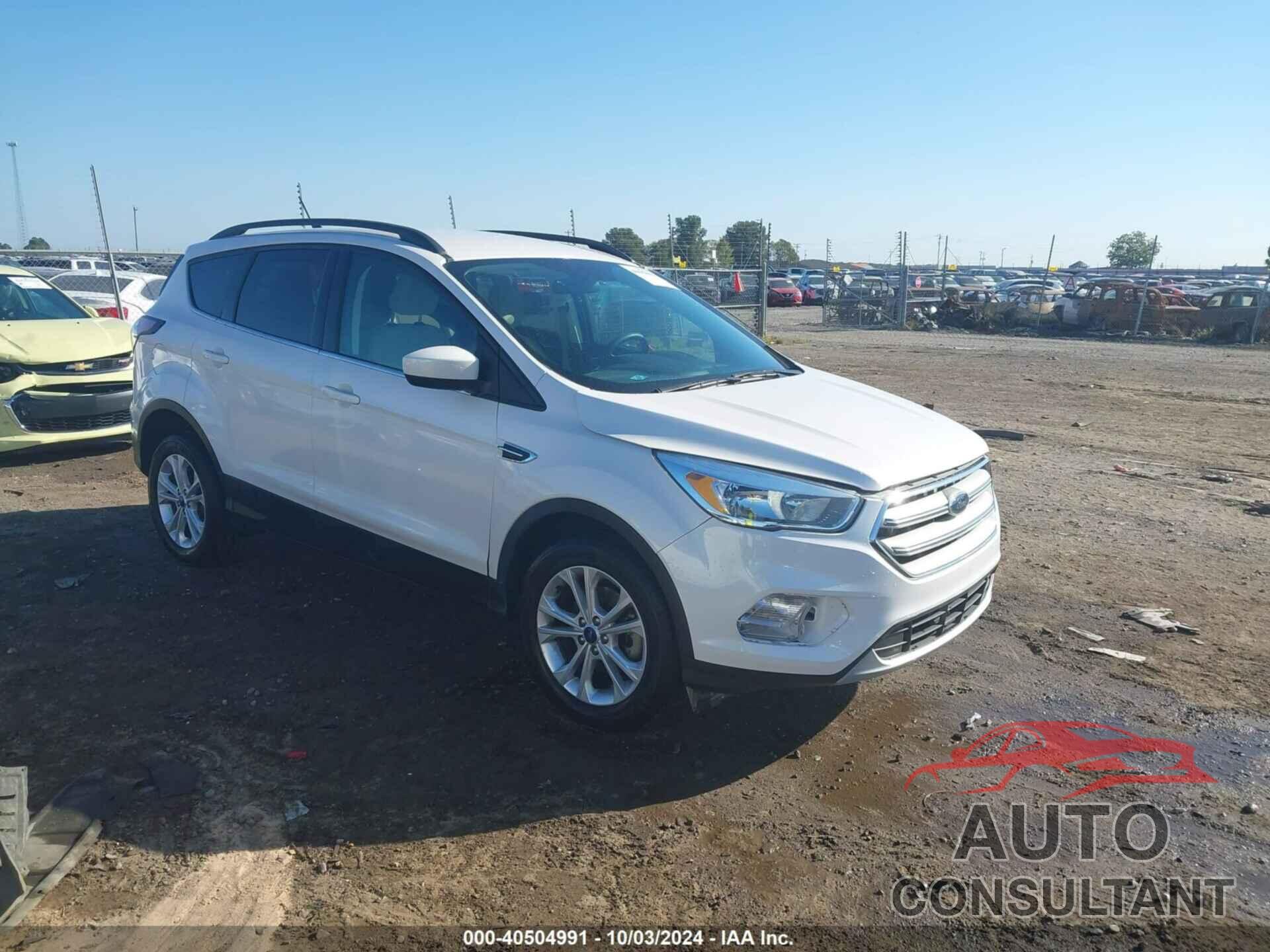 FORD ESCAPE 2018 - 1FMCU0GD1JUB04528