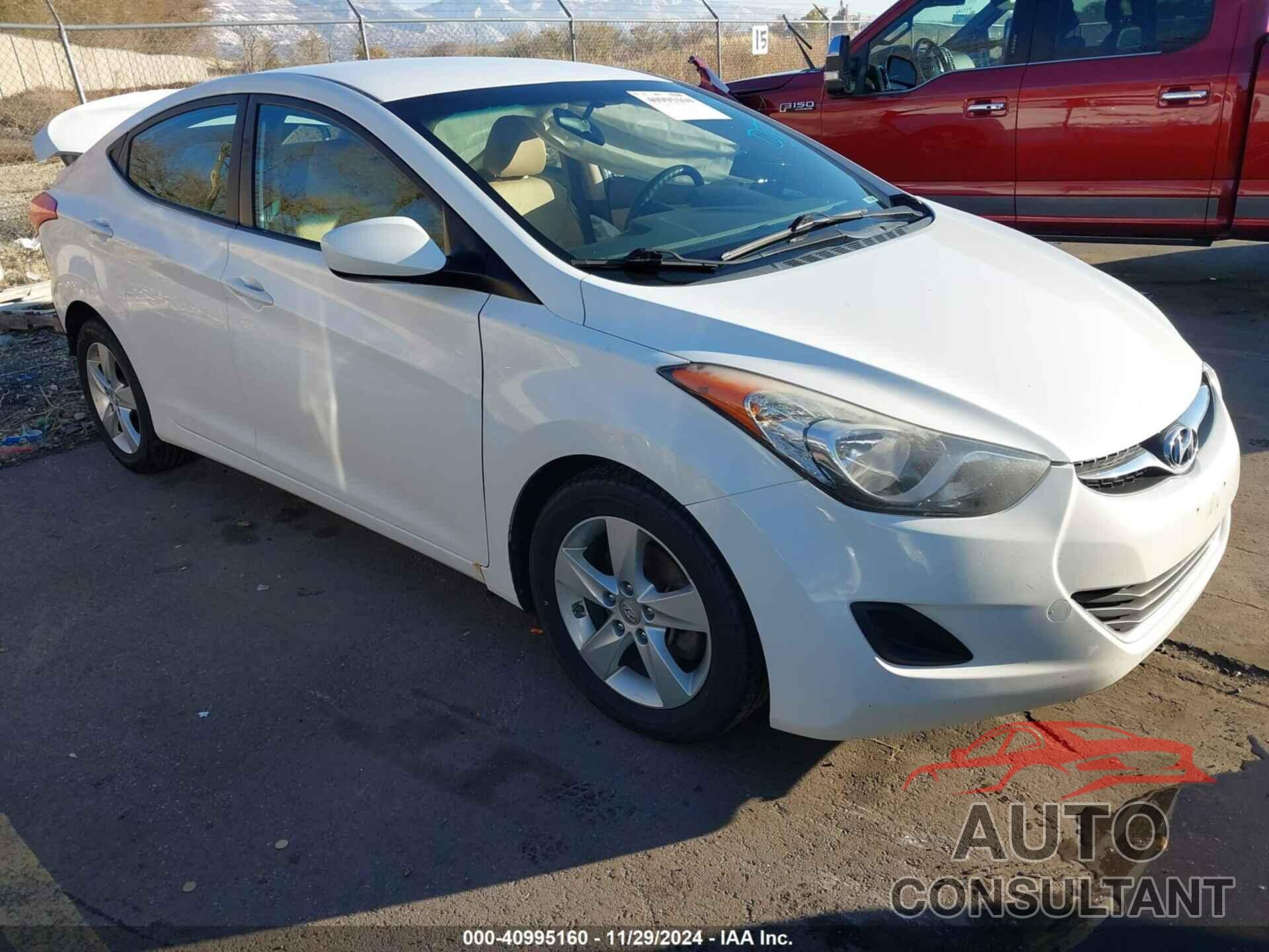 HYUNDAI ELANTRA 2013 - 5NPDH4AE5DH361860