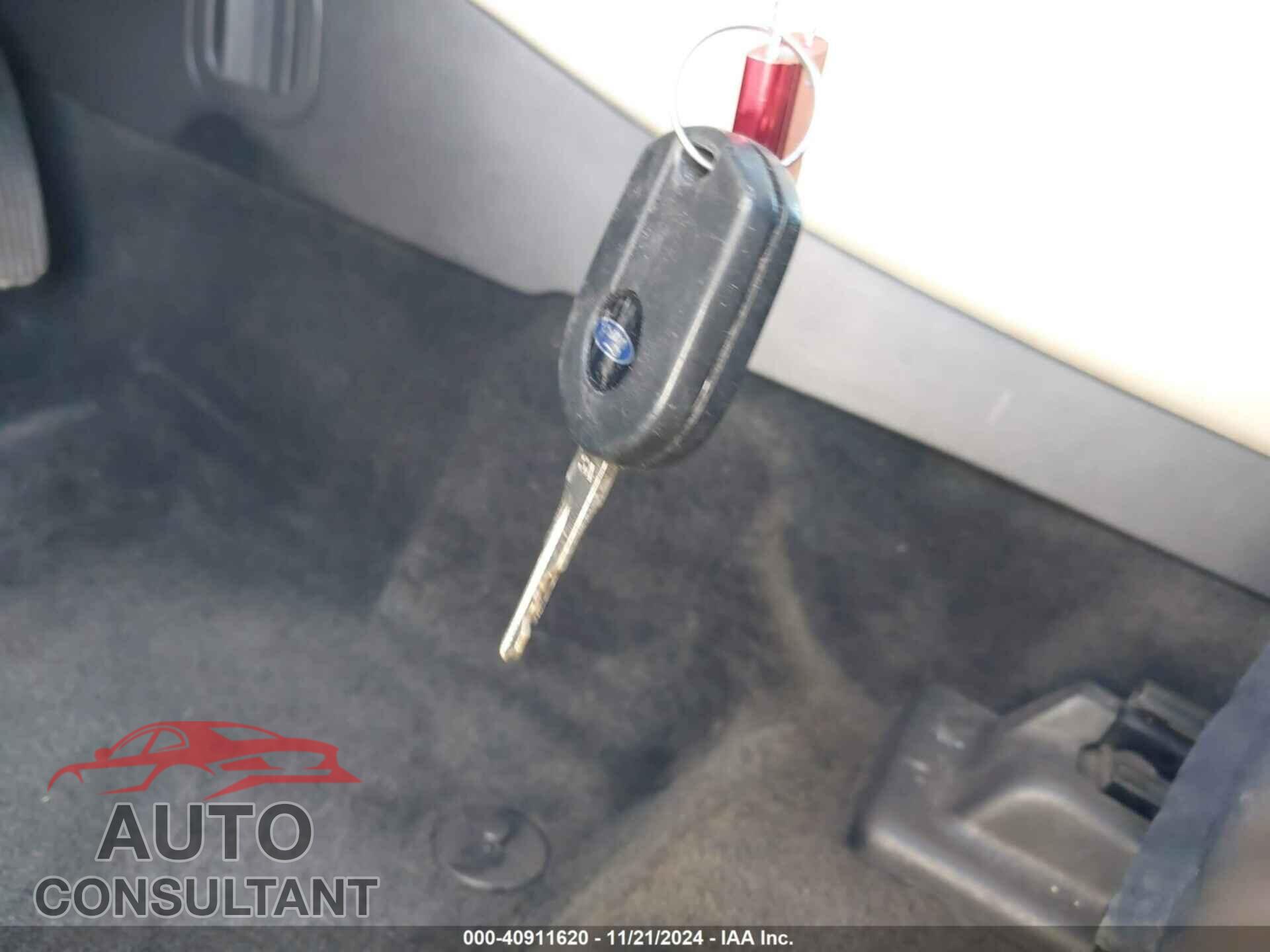 FORD TAURUS 2013 - 1FAHP2E82DG230148