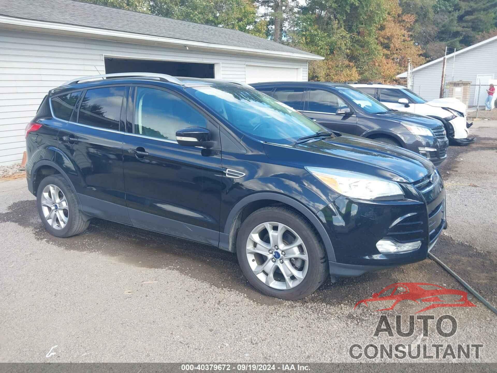 FORD ESCAPE 2016 - 1FMCU0J98GUB05480