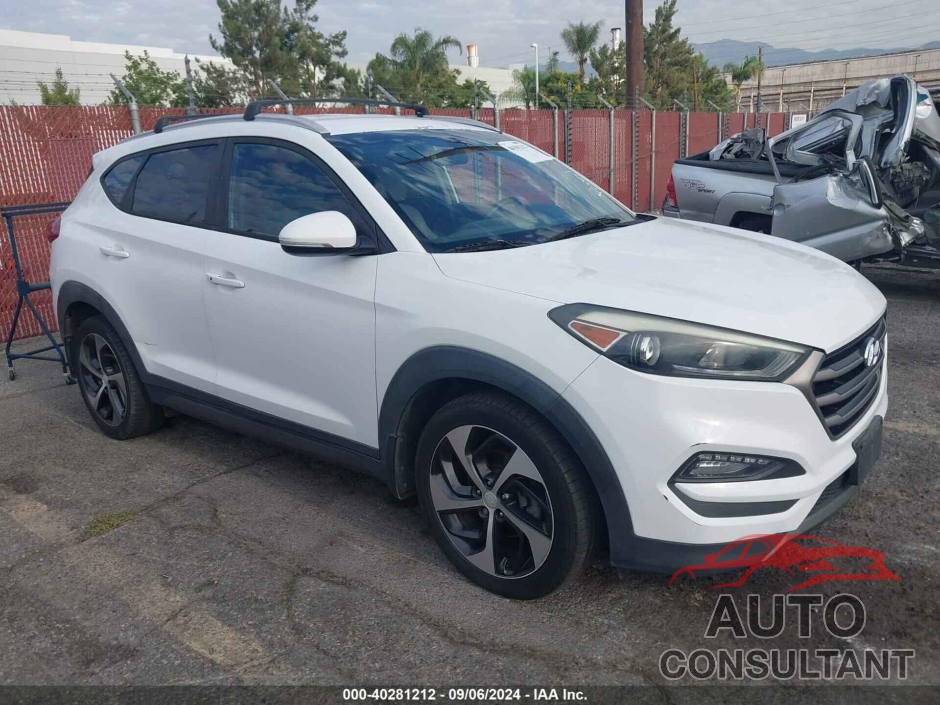 HYUNDAI TUCSON 2016 - KM8J33A24GU205087