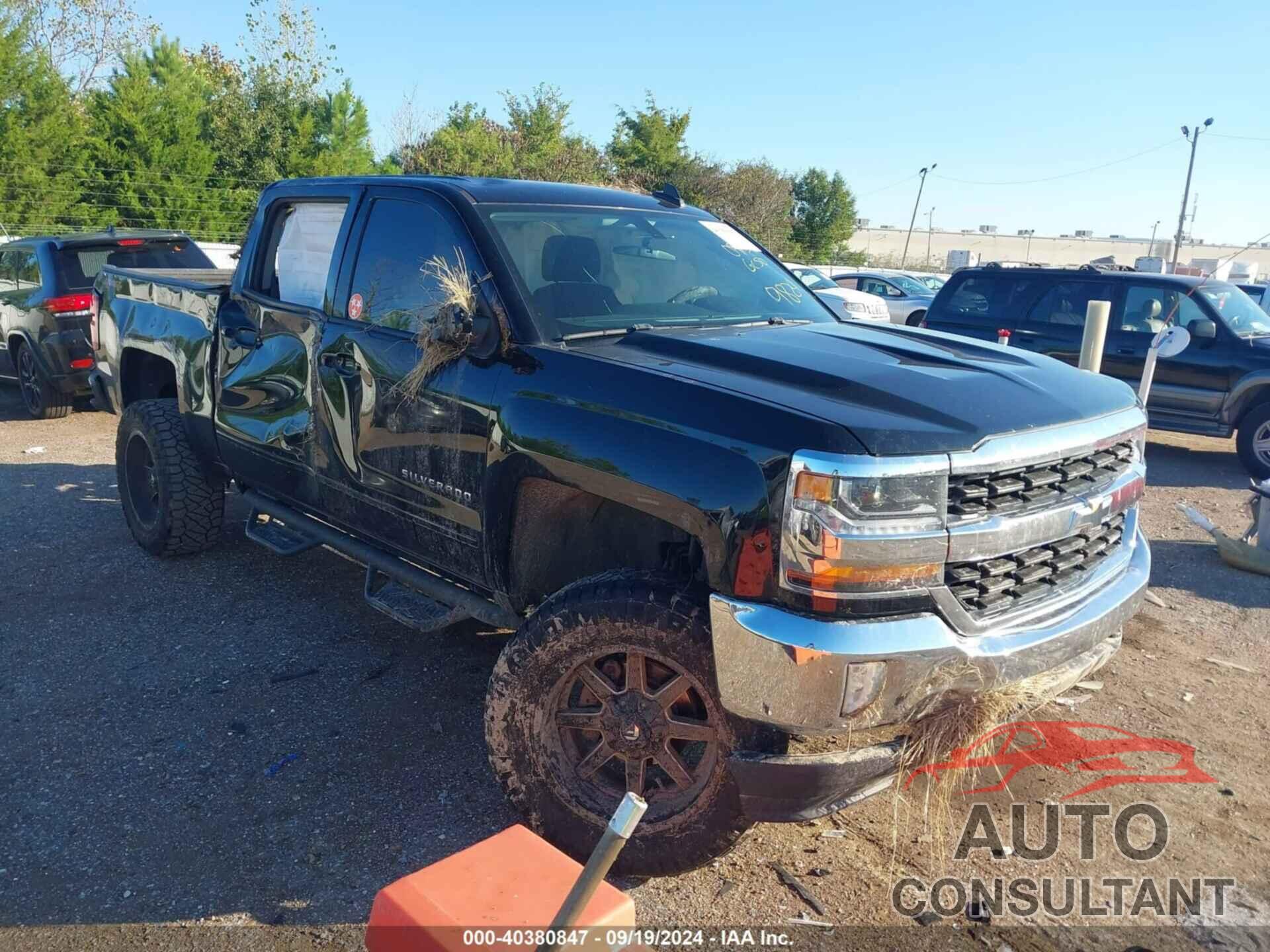 CHEVROLET SILVERADO 1500 2017 - 3GCUKREC8HG307331