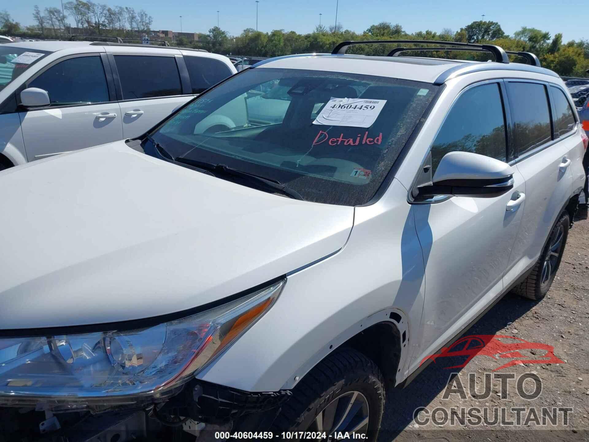 TOYOTA HIGHLANDER 2019 - 5TDKZRFH9KS369472