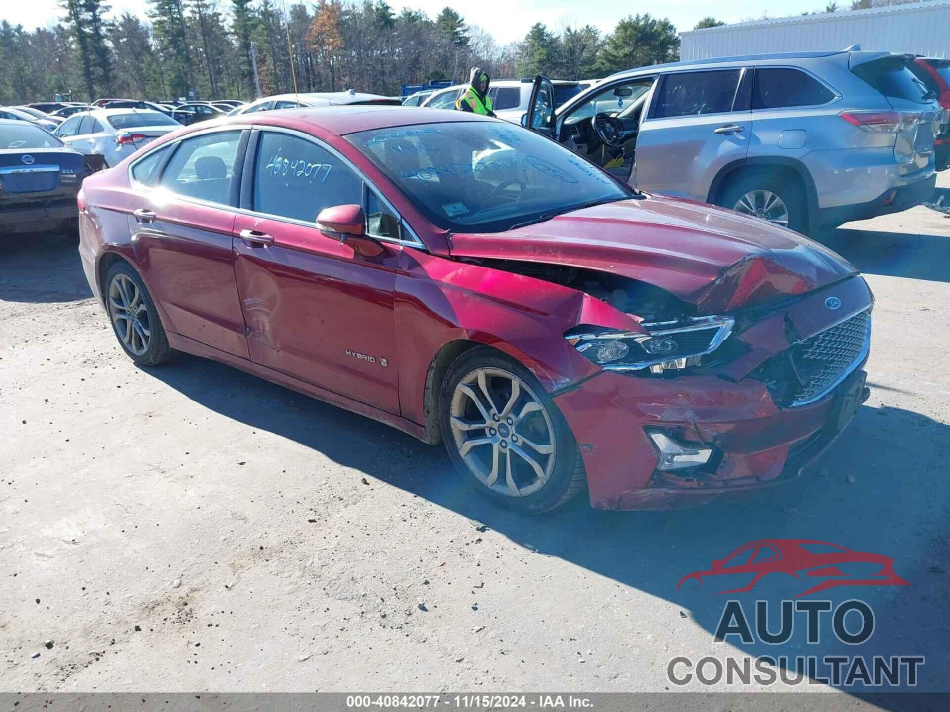 FORD FUSION HYBRID 2019 - 3FA6P0RU3KR157123
