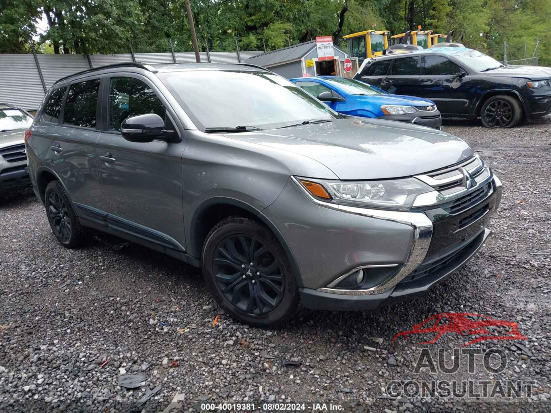 MITSUBISHI OUTLANDER 2018 - JA4AZ3A34JZ019310