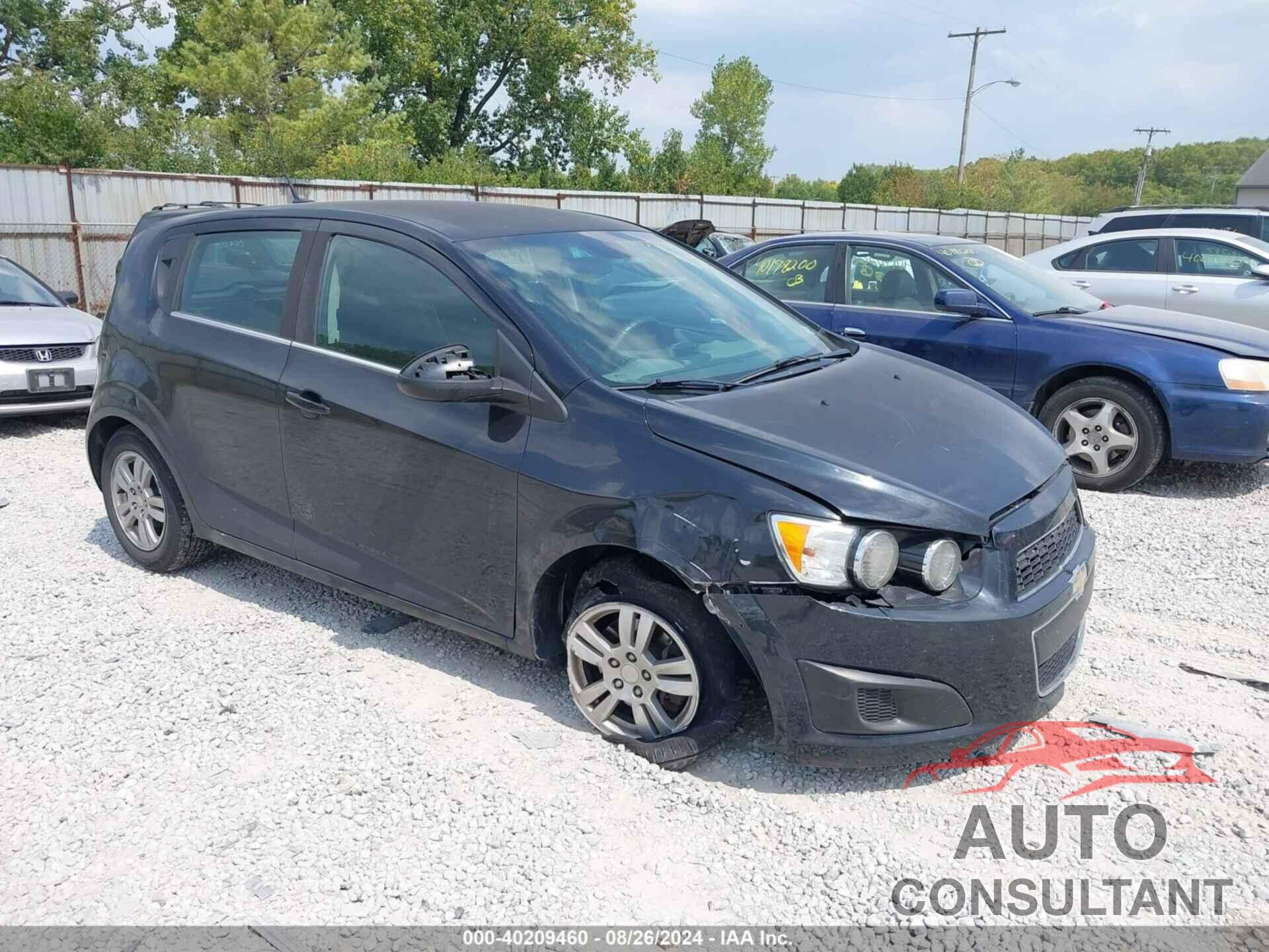 CHEVROLET SONIC 2013 - 1G1JC6SH1D4219042
