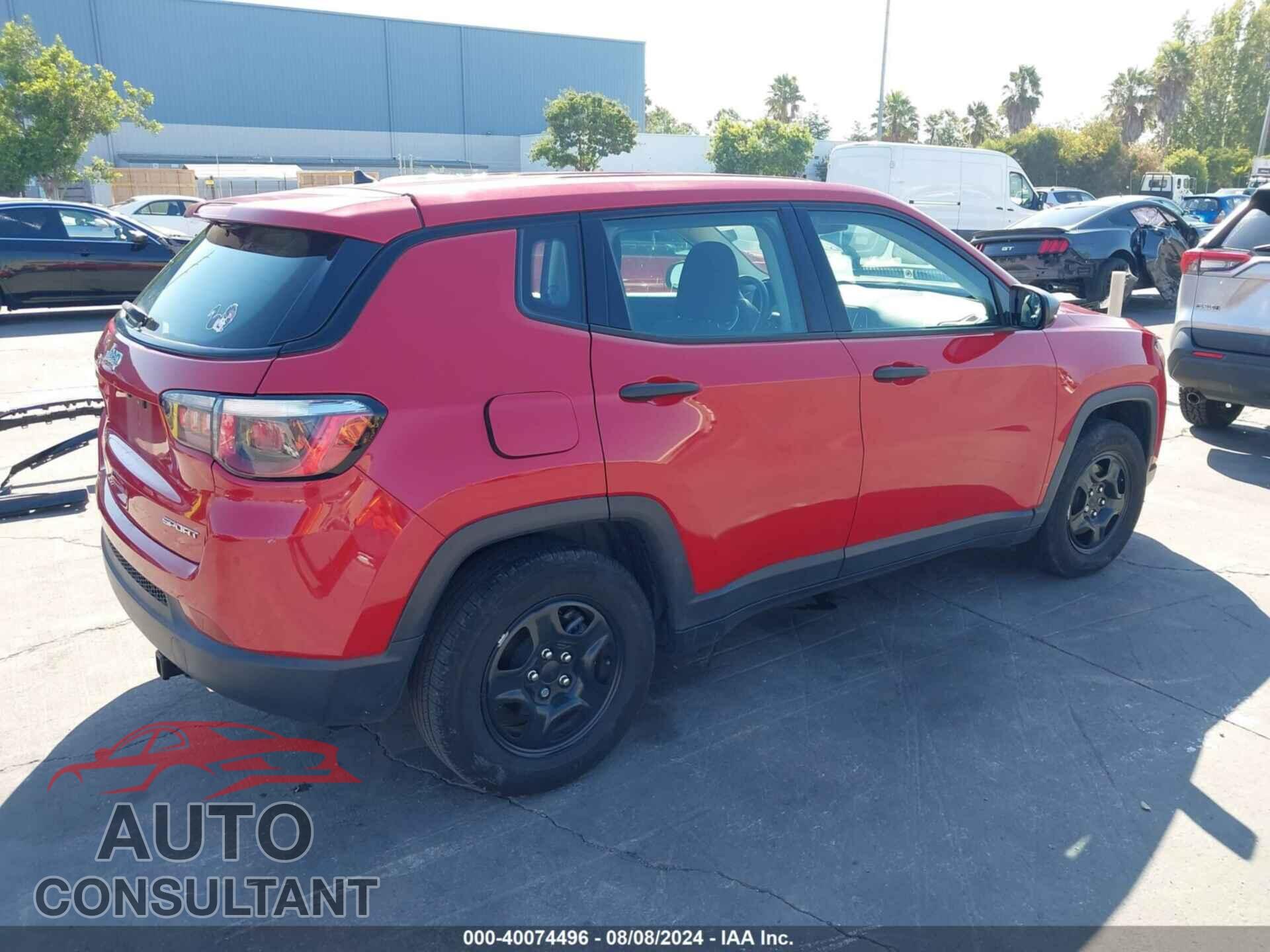 JEEP COMPASS 2018 - 3C4NJCAB0JT137125