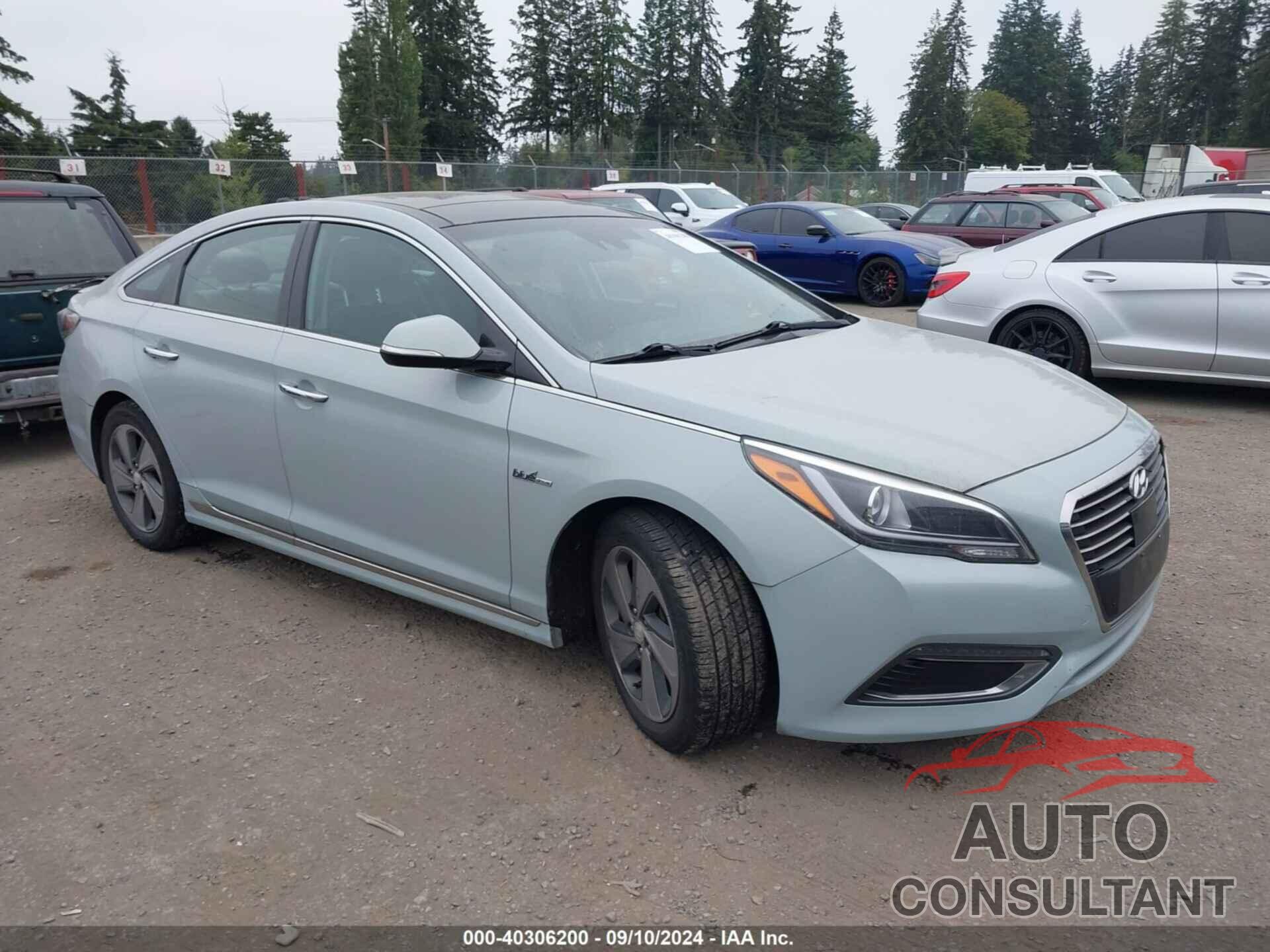 HYUNDAI SONATA HYBRID 2016 - KMHE34L12GA032165