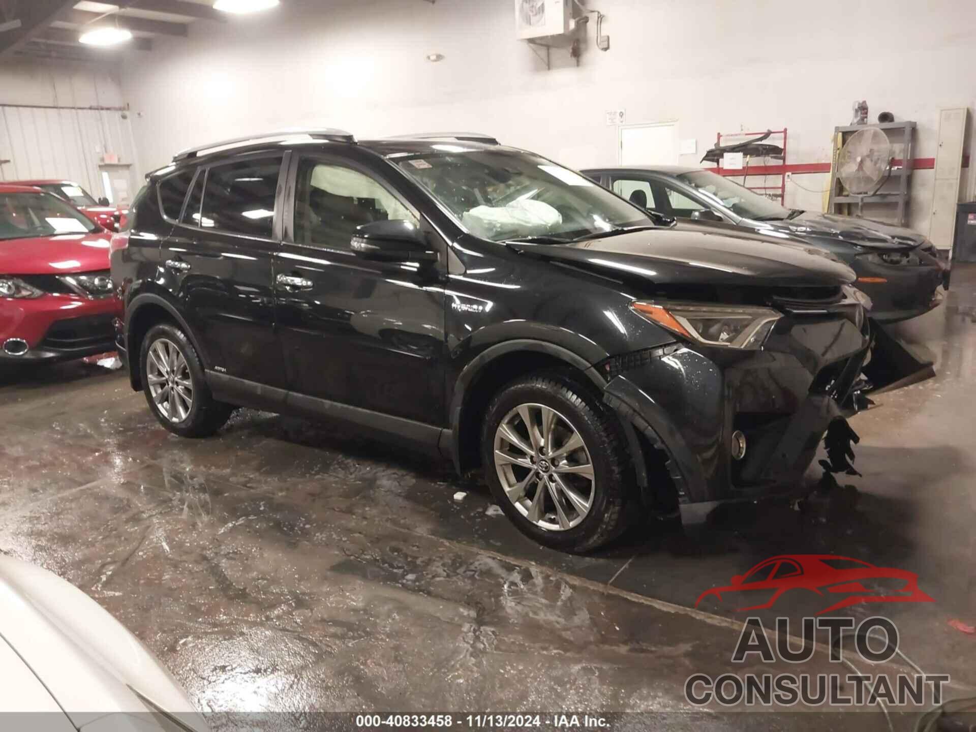 TOYOTA RAV4 HYBRID 2018 - JTMDJREV5JD185728