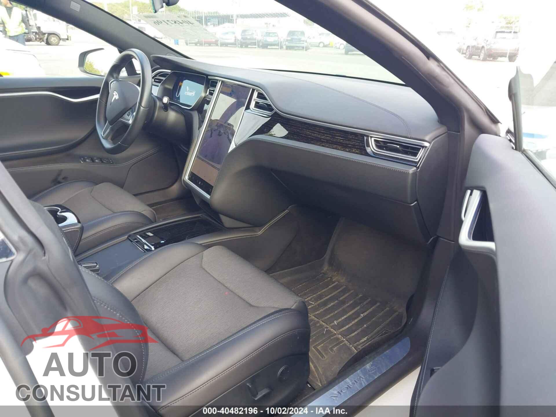 TESLA MODEL S 2017 - 5YJSA1E23HF230196